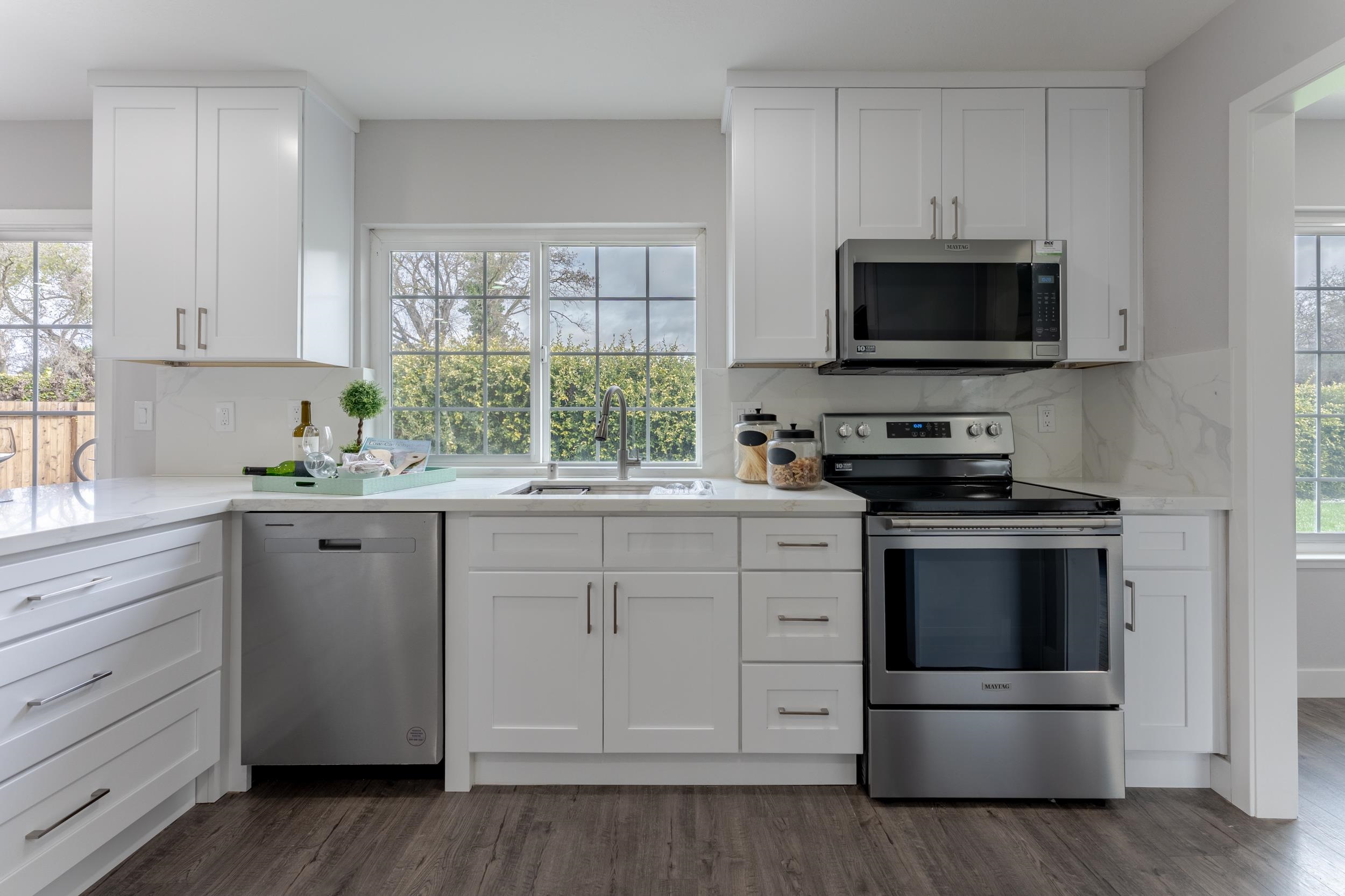 Detail Gallery Image 11 of 29 For 32224 Sloccum Ct, Union City,  CA 94587 - 4 Beds | 2/1 Baths