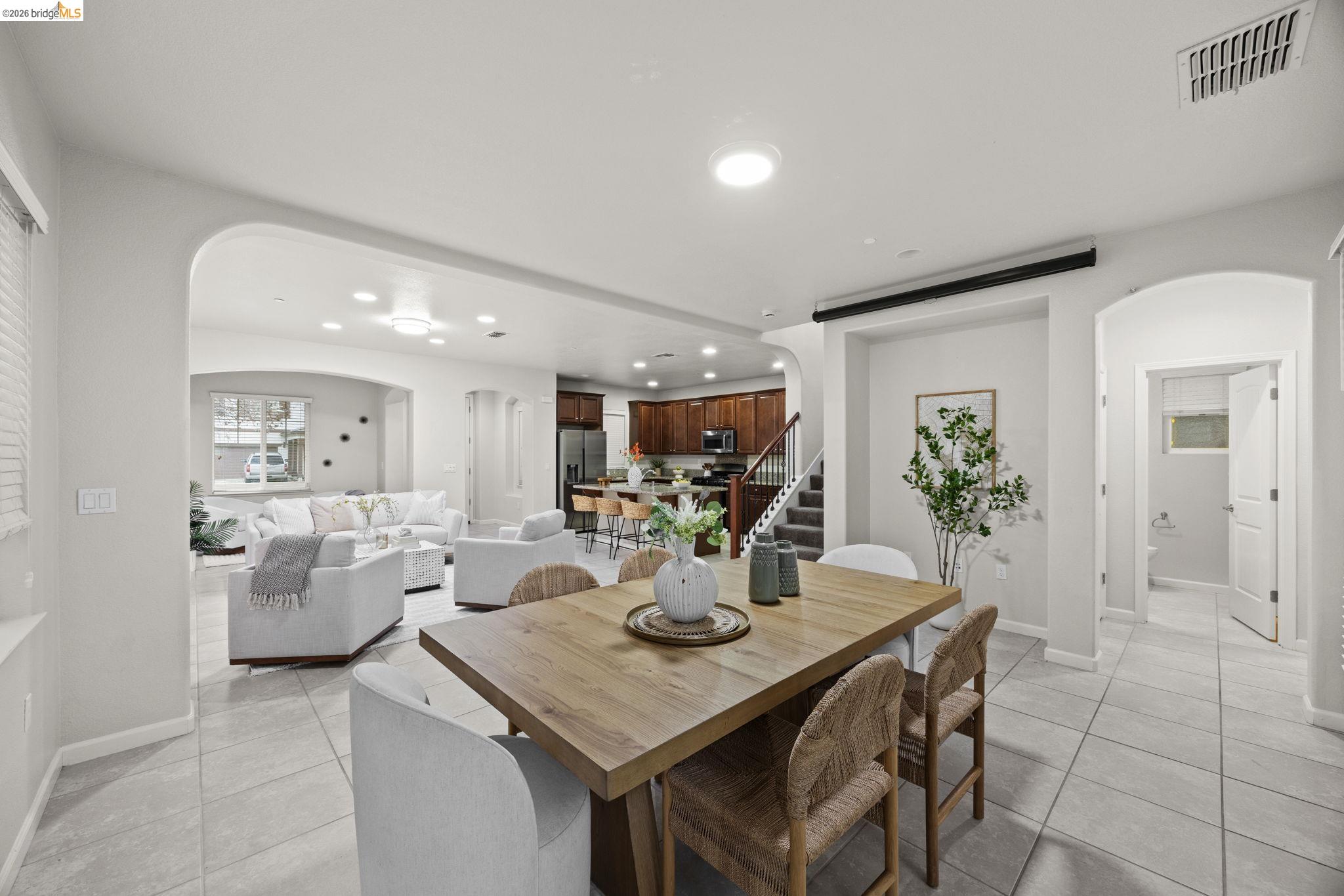 Detail Gallery Image 12 of 28 For 708 N Marquis Way, Mountain House,  CA 95391 - 3 Beds | 2/1 Baths