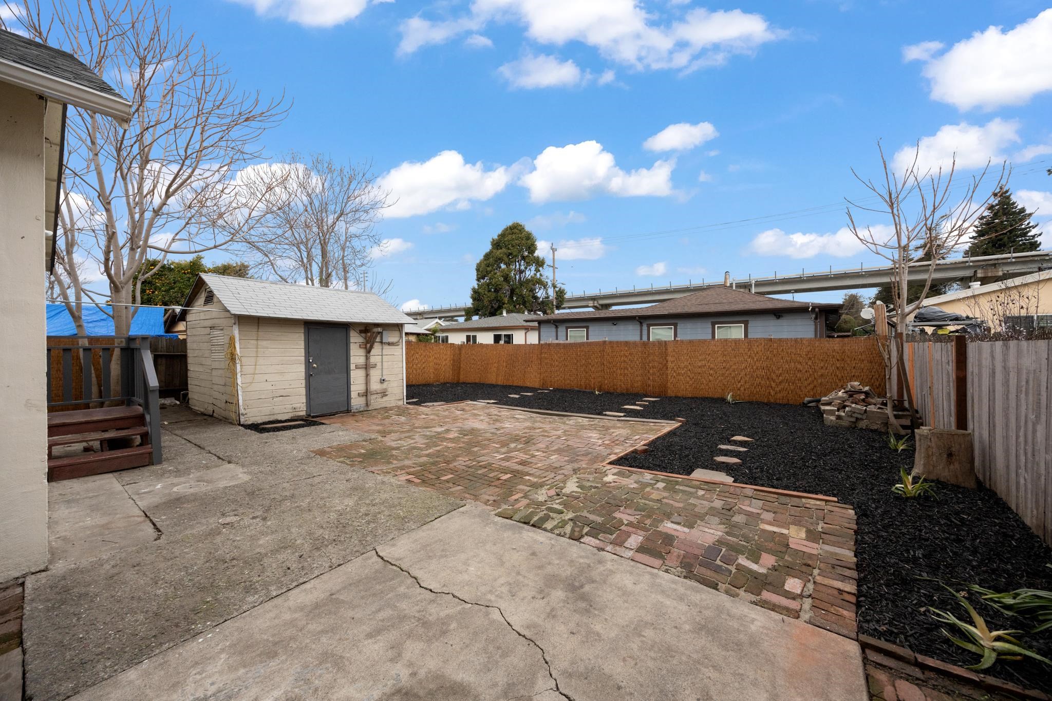 Detail Gallery Image 28 of 34 For 10306 Pippin St, Oakland,  CA 94603 - 3 Beds | 1/1 Baths