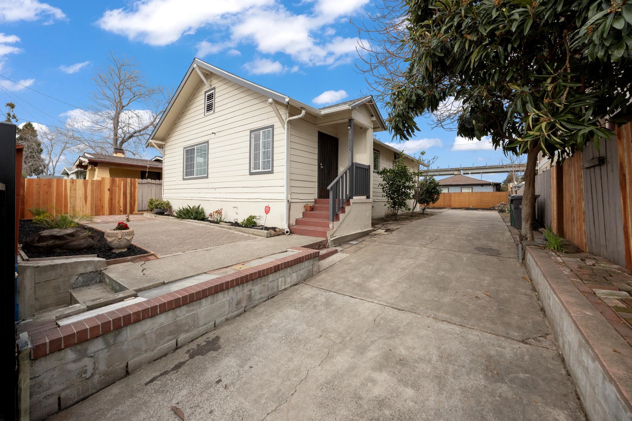 Detail Gallery Image 31 of 34 For 10306 Pippin St, Oakland,  CA 94603 - 3 Beds | 1/1 Baths