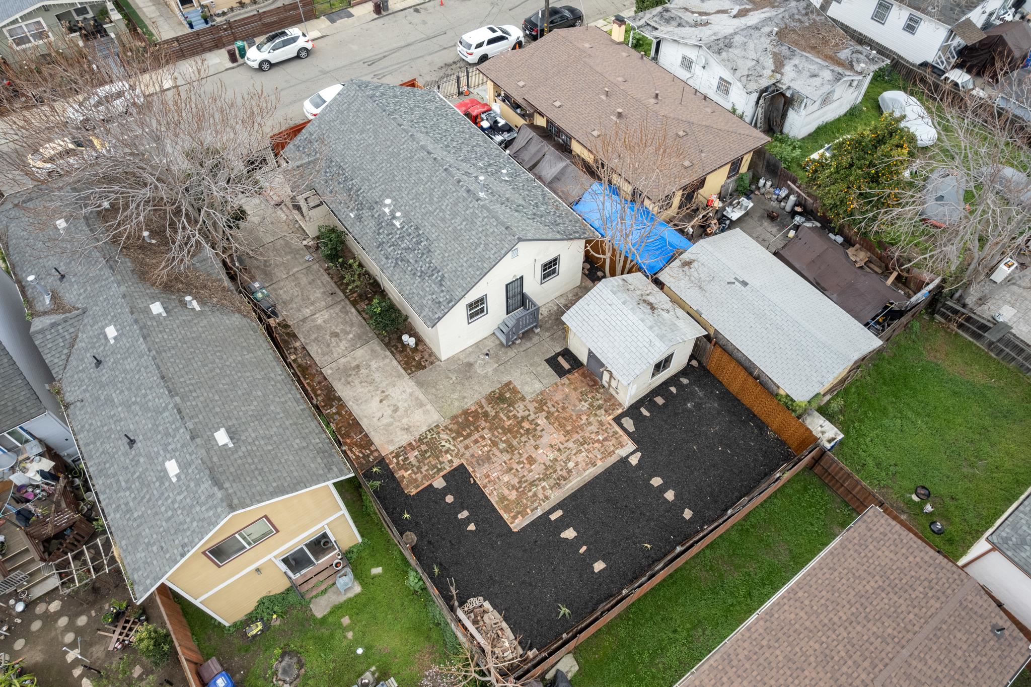 Detail Gallery Image 33 of 34 For 10306 Pippin St, Oakland,  CA 94603 - 3 Beds | 1/1 Baths