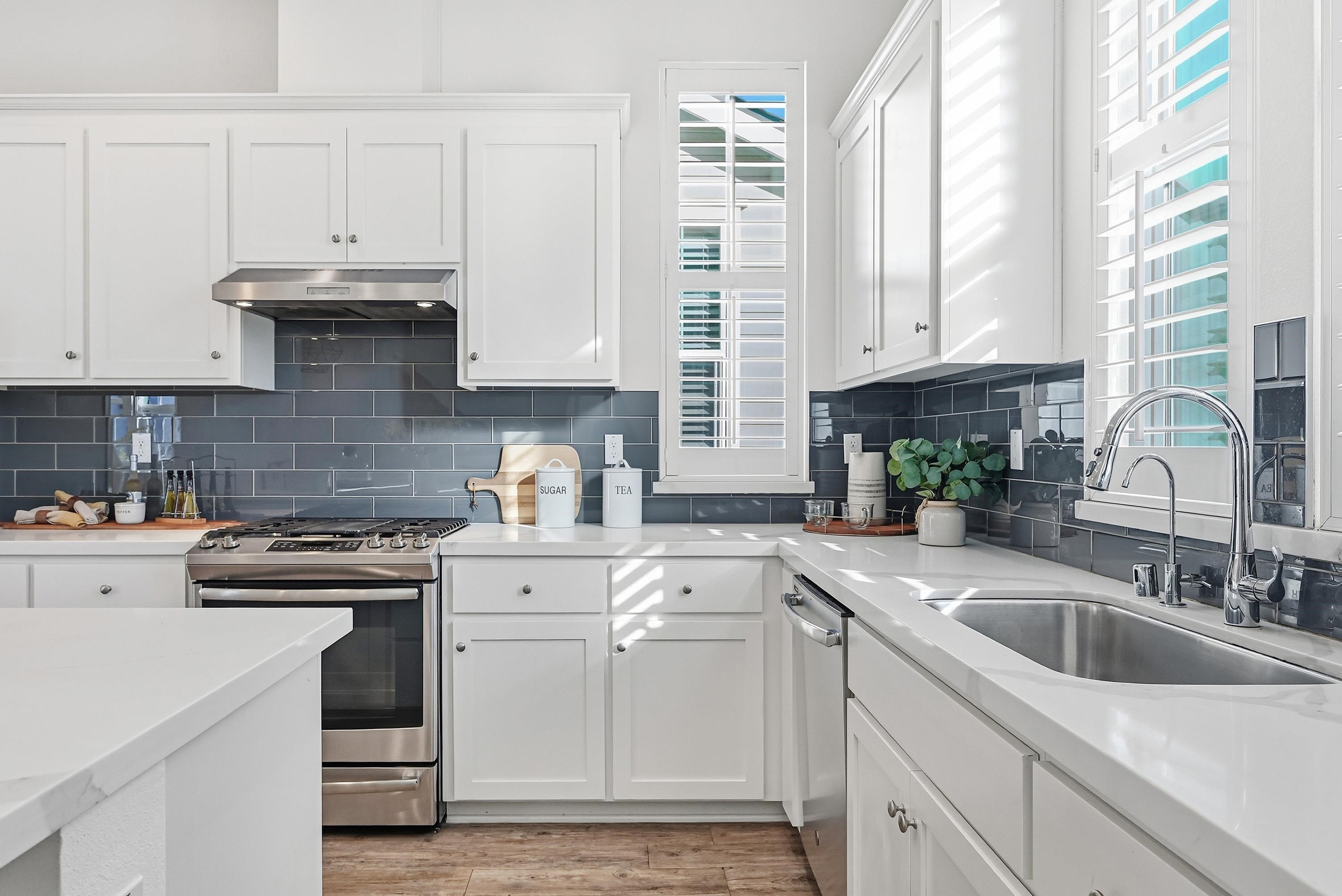 Detail Gallery Image 11 of 50 For 37541 Bay Crest Rd, Newark,  CA 94560 - 4 Beds | 3/1 Baths