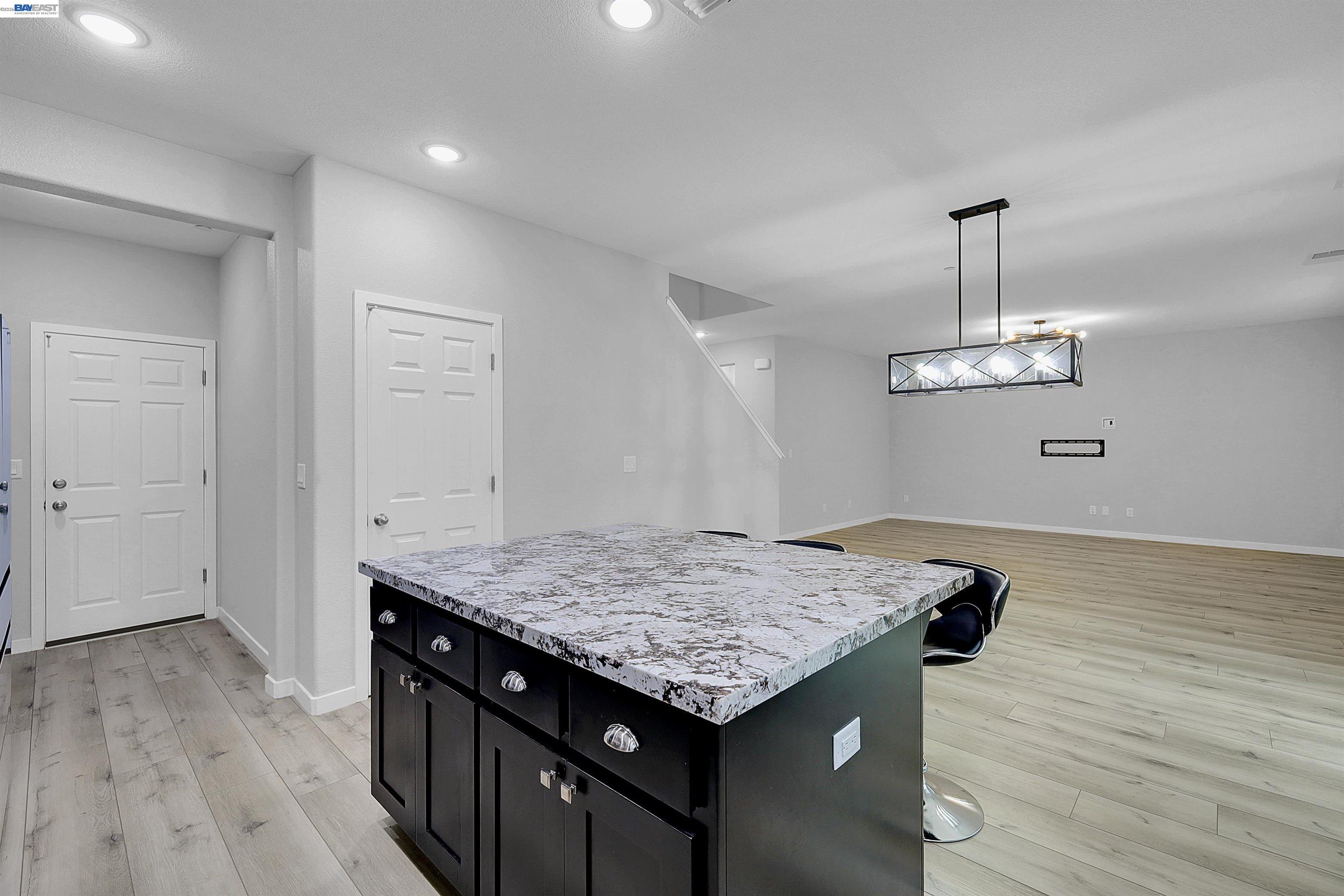 Detail Gallery Image 16 of 56 For 3223 Le Bourget Lane, Lincoln,  CA 95648 - 4 Beds | 3 Baths