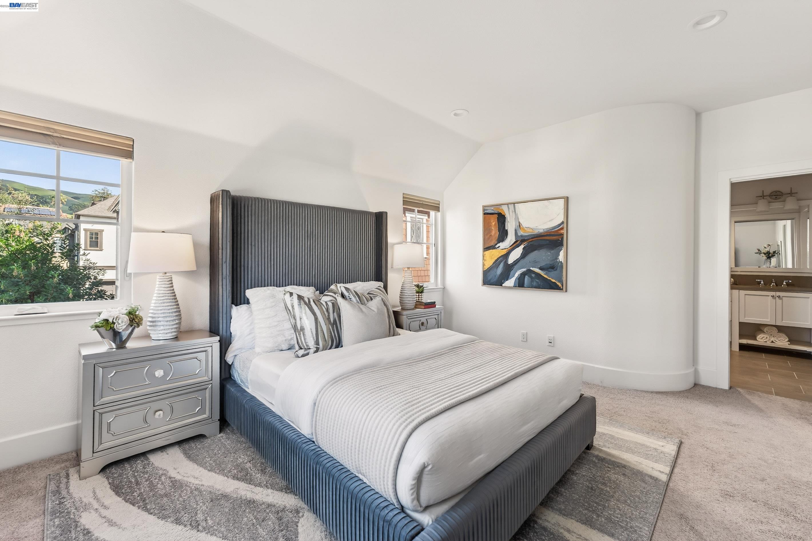 Detail Gallery Image 14 of 53 For 43147 Calle Sagrada, Fremont,  CA 94539 - 4 Beds | 3/1 Baths