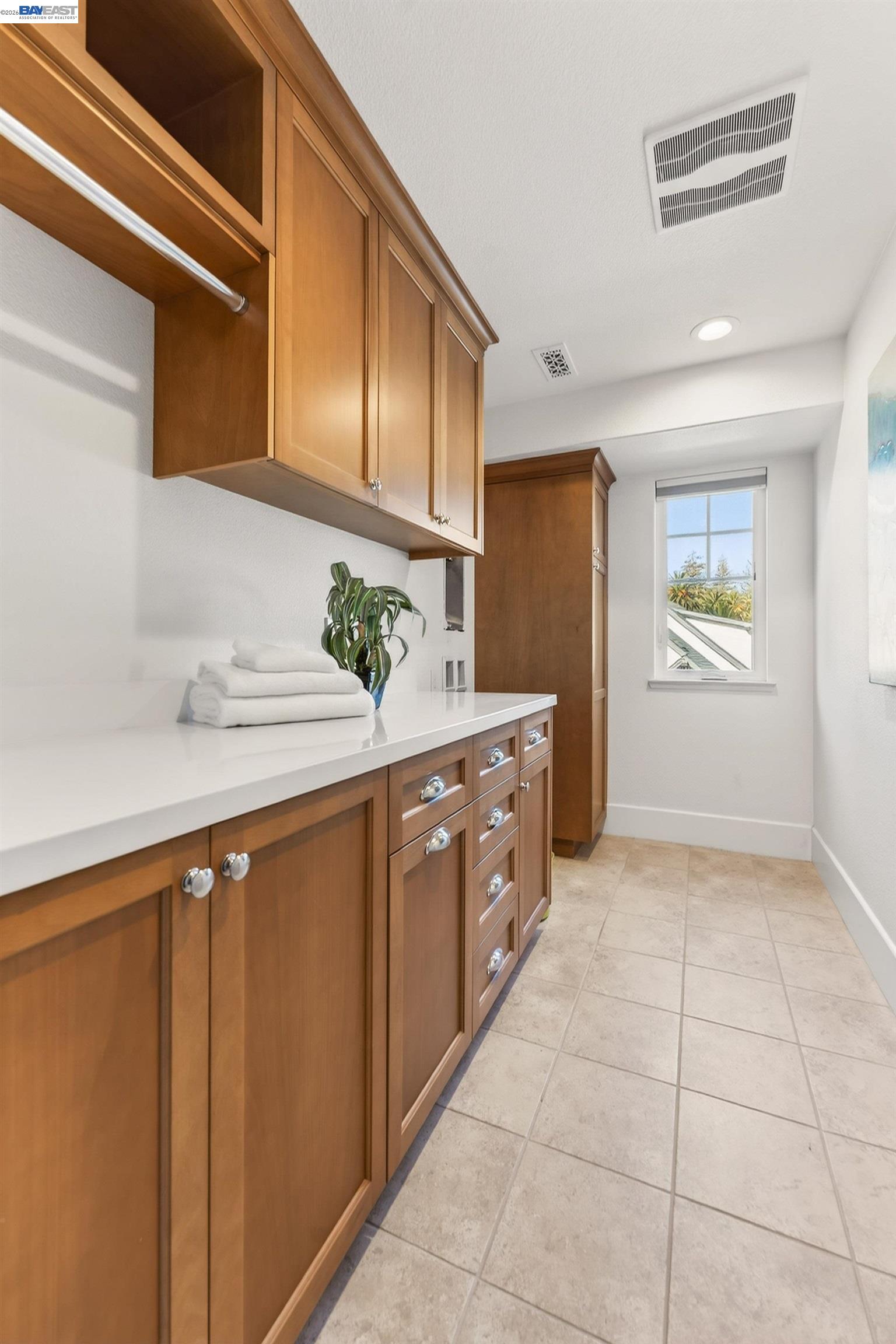 Detail Gallery Image 30 of 53 For 43147 Calle Sagrada, Fremont,  CA 94539 - 4 Beds | 3/1 Baths