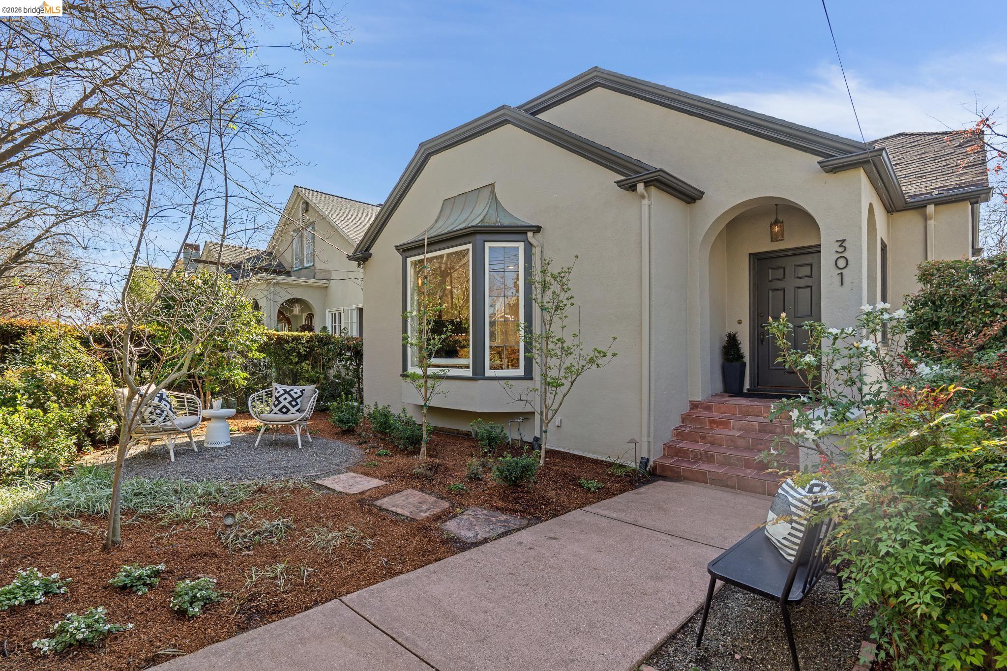 Front Image Thumbnail for EB41124473