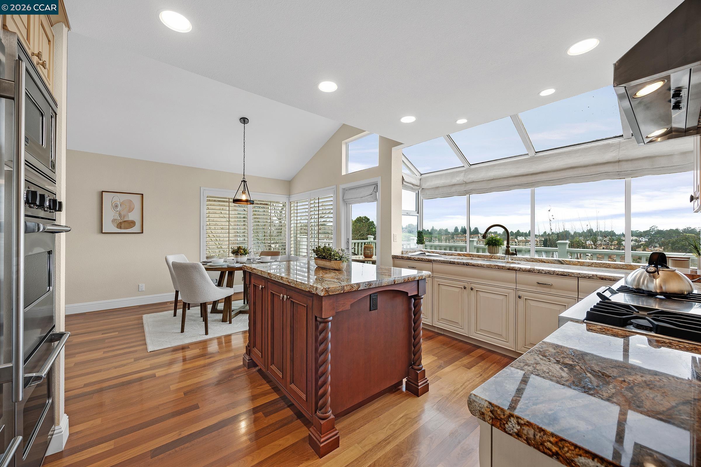 Detail Gallery Image 12 of 53 For 425 Donner Way, San Ramon,  CA 94582 - 3 Beds | 2/1 Baths