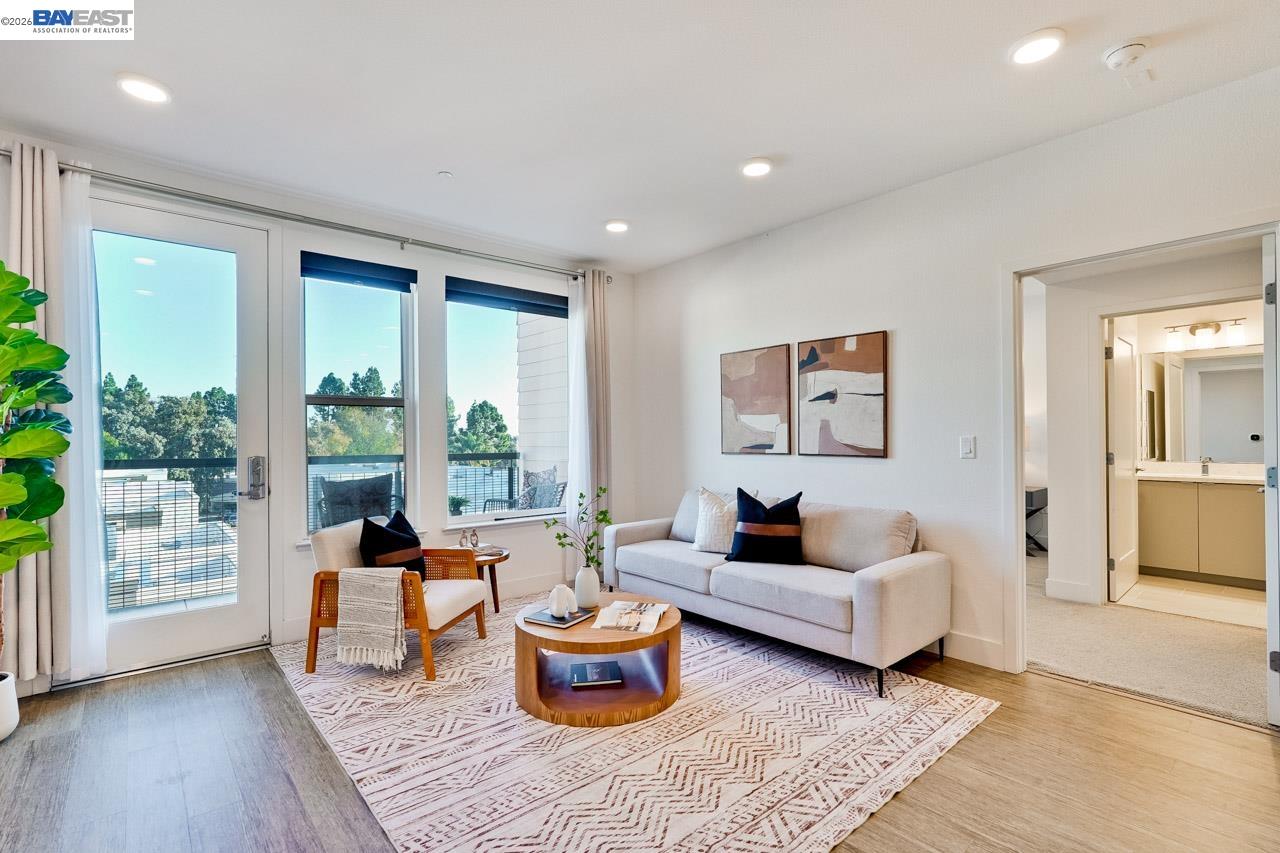 Front Image Thumbnail for BE41124480