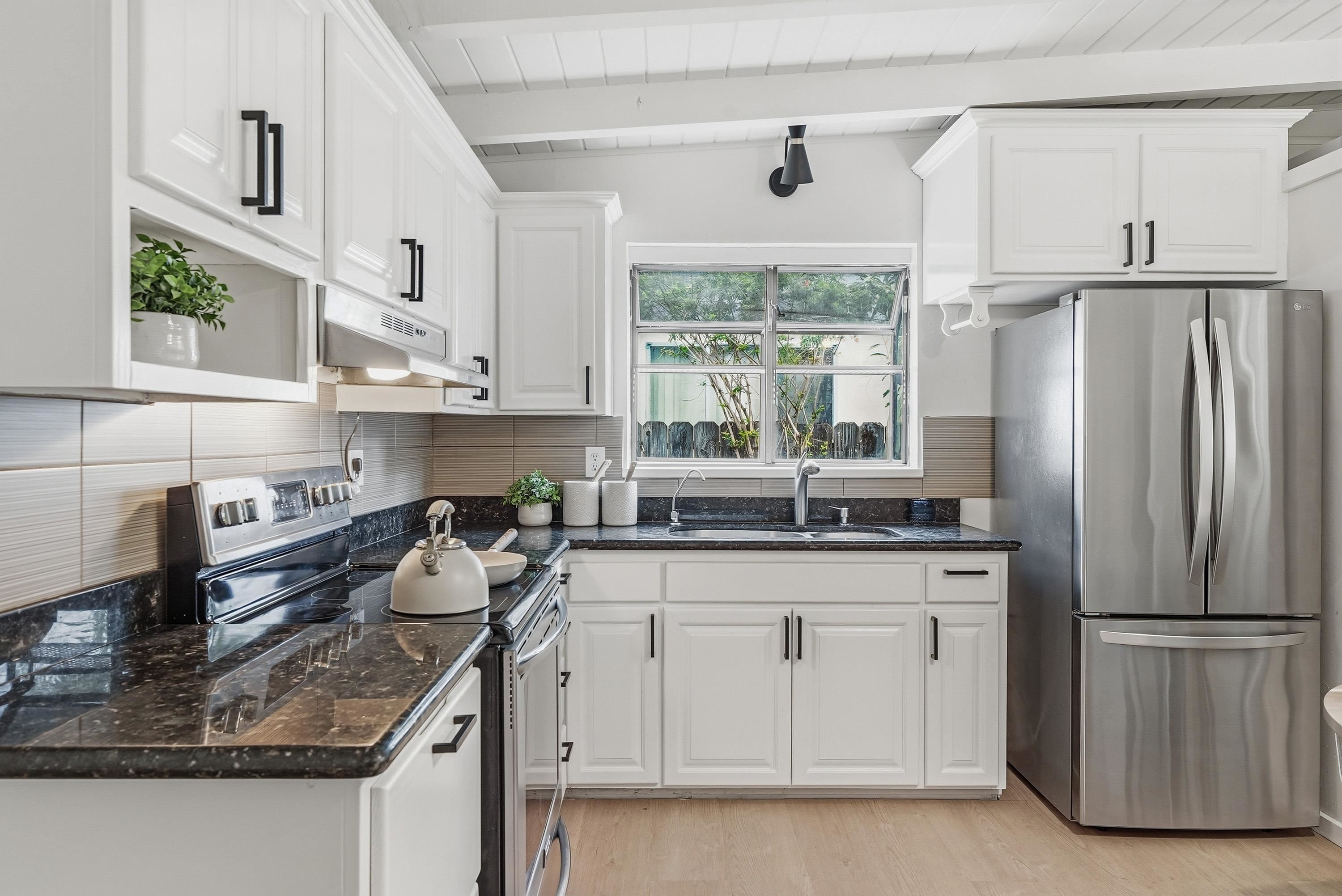 Detail Gallery Image 8 of 24 For 682 Patoma Ct, Fremont,  CA 94536 - 3 Beds | 2 Baths