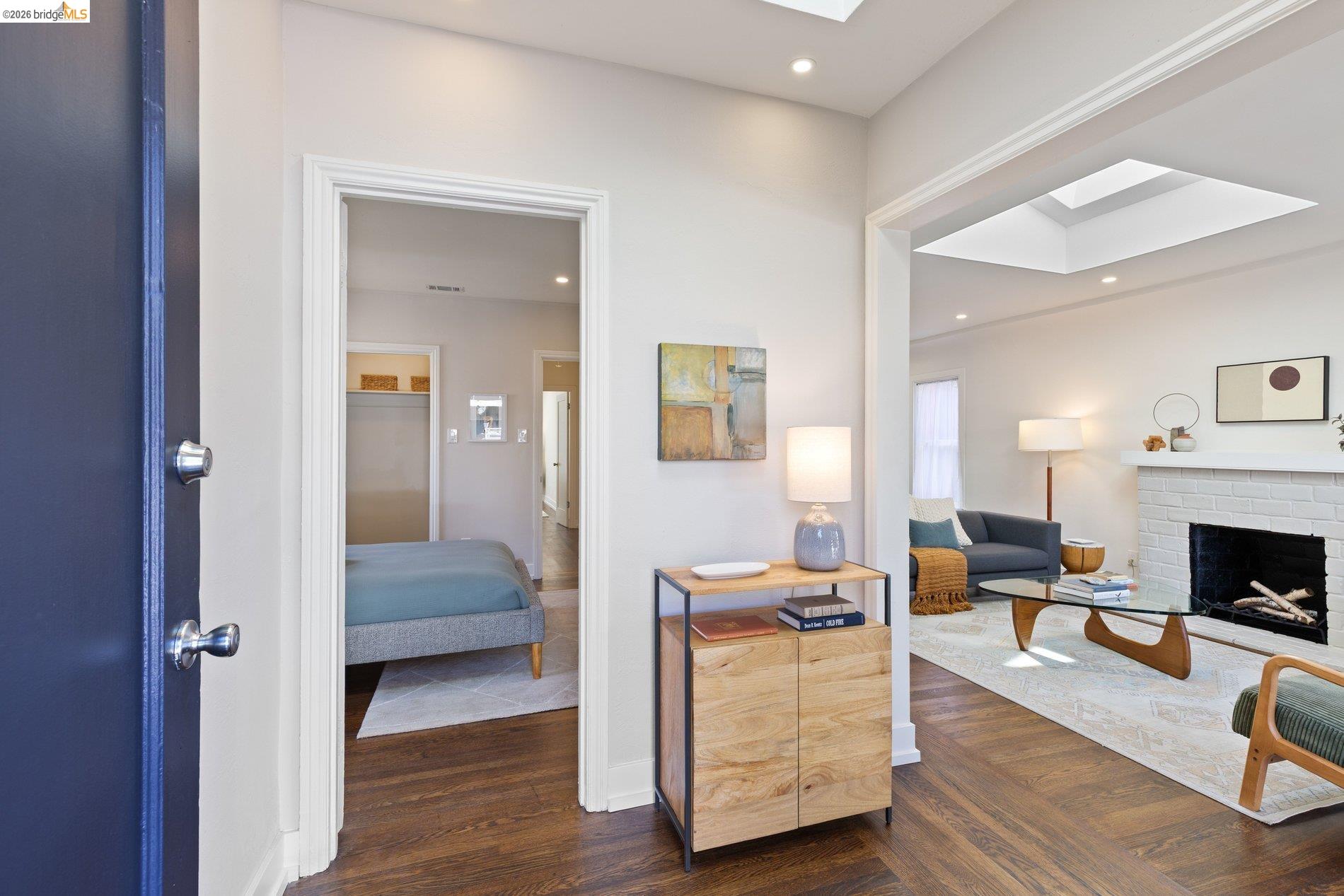 Photo #3: 41124482 Listing: Photo #3