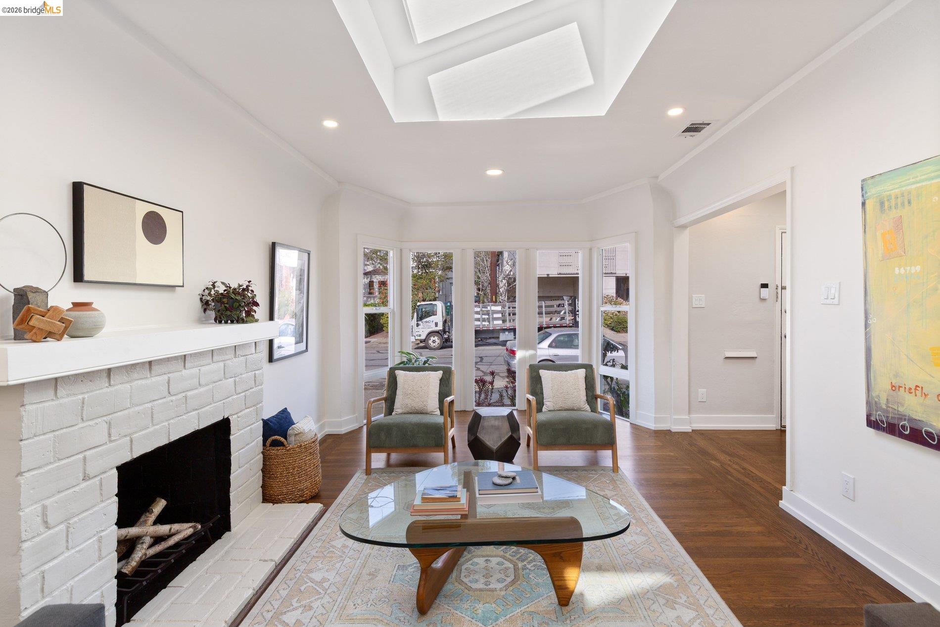 Photo #8: 41124482 Listing: Photo #8