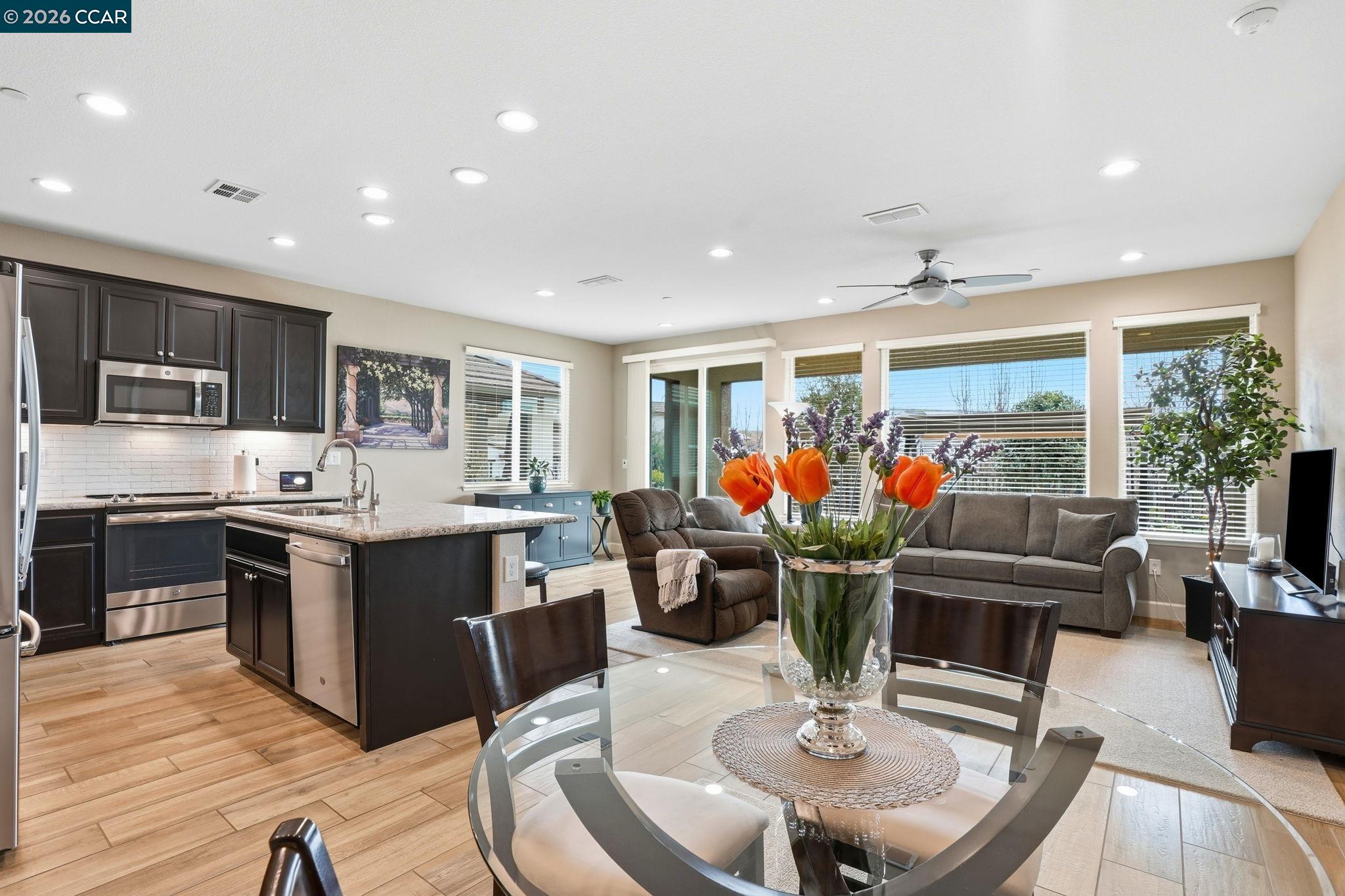 Detail Gallery Image 18 of 58 For 1456 Santorini St, Brentwood,  CA 94513 - 2 Beds | 2 Baths