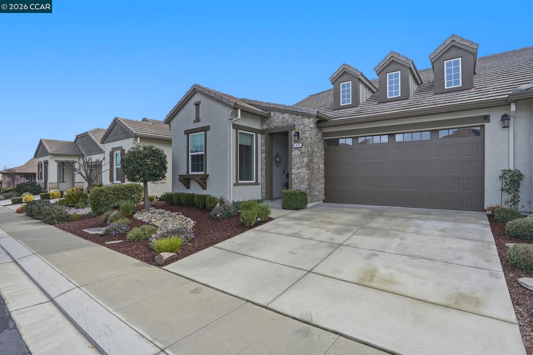 Detail Gallery Image 4 of 58 For 1456 Santorini St, Brentwood,  CA 94513 - 2 Beds | 2 Baths