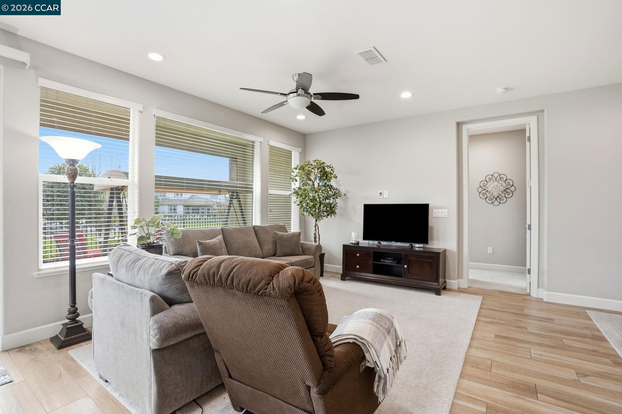 Detail Gallery Image 9 of 58 For 1456 Santorini St, Brentwood,  CA 94513 - 2 Beds | 2 Baths