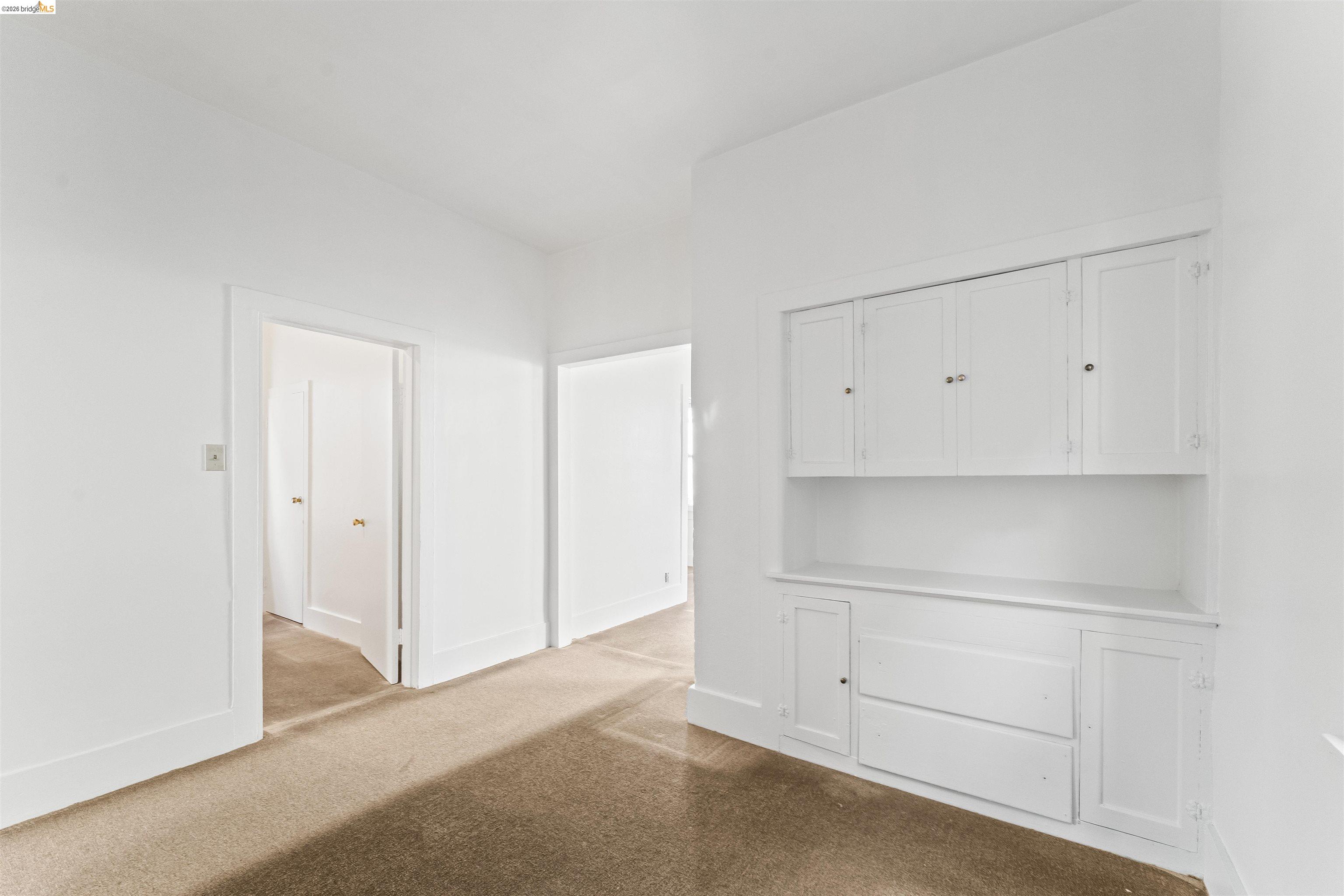 Detail Gallery Image 12 of 20 For 811 W Grand Ave, Oakland,  CA 94607 - – Beds | – Baths