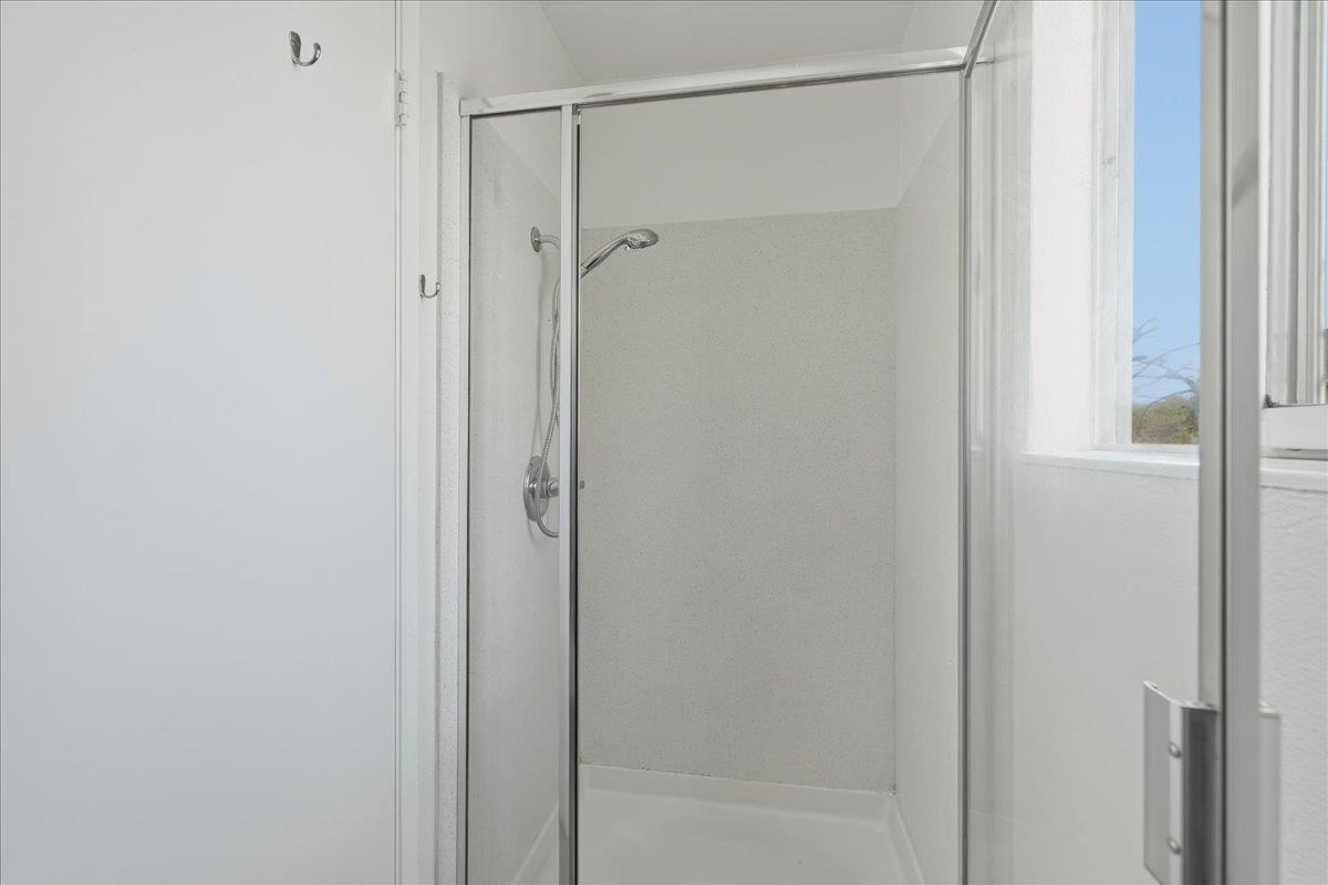 Detail Gallery Image 31 of 45 For 542 White Fir Dr, San Leandro,  CA 94577 - 3 Beds | 2/1 Baths