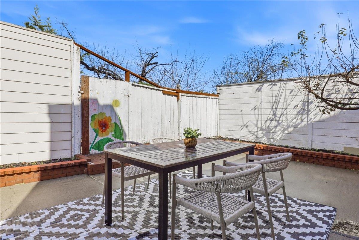 Detail Gallery Image 43 of 45 For 542 White Fir Dr, San Leandro,  CA 94577 - 3 Beds | 2/1 Baths