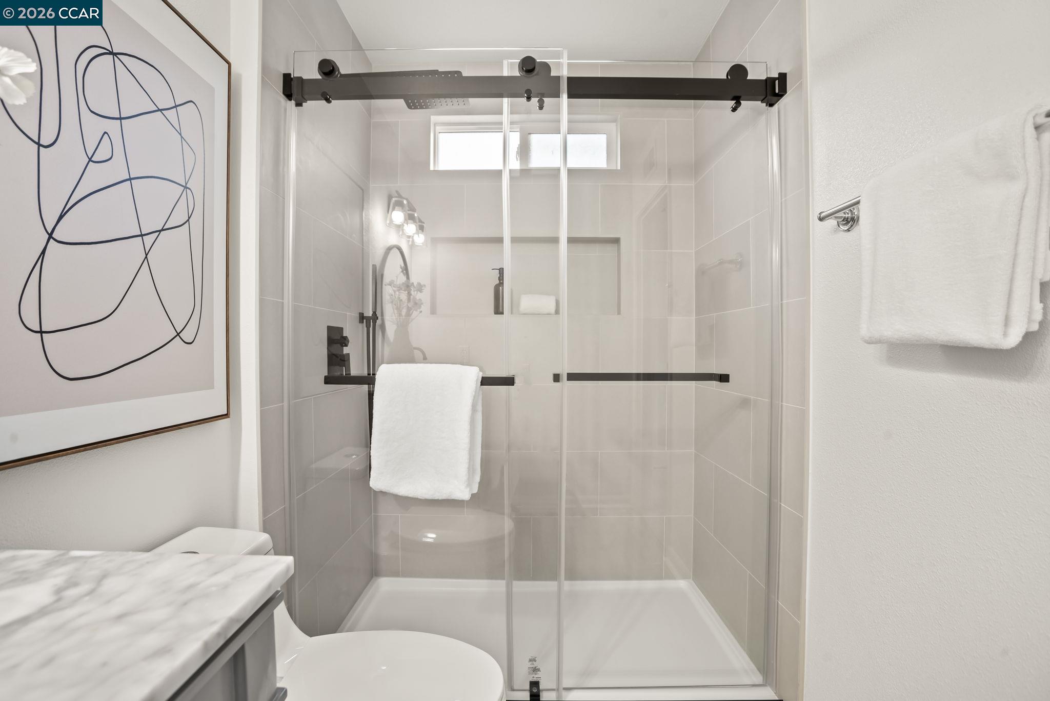 Detail Gallery Image 22 of 36 For 880 Madigan Ave, Concord,  CA 94518 - 3 Beds | 2 Baths