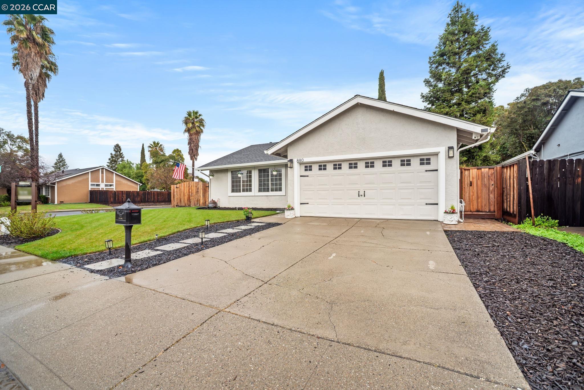 Detail Gallery Image 26 of 36 For 880 Madigan Ave, Concord,  CA 94518 - 3 Beds | 2 Baths