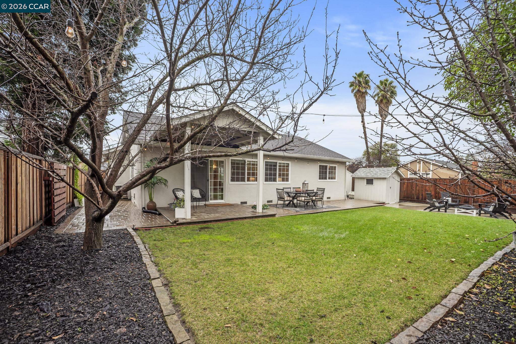 Detail Gallery Image 32 of 36 For 880 Madigan Ave, Concord,  CA 94518 - 3 Beds | 2 Baths