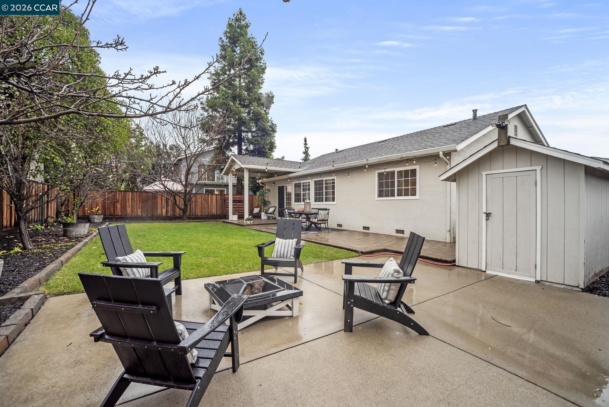 Detail Gallery Image 36 of 36 For 880 Madigan Ave, Concord,  CA 94518 - 3 Beds | 2 Baths