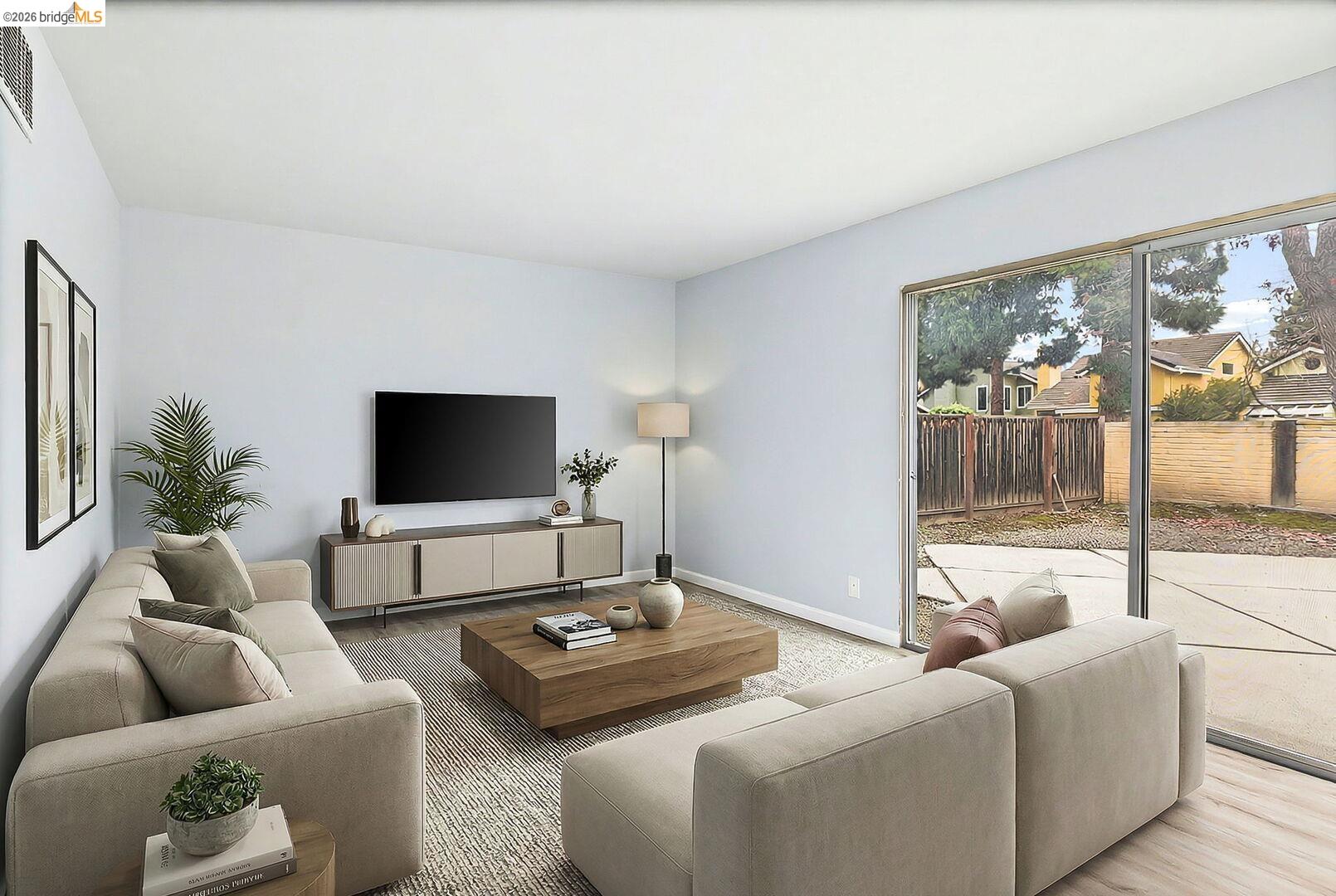 Detail Gallery Image 11 of 44 For 36957 Reynolds Dr, Fremont,  CA 94536 - 4 Beds | 2/1 Baths