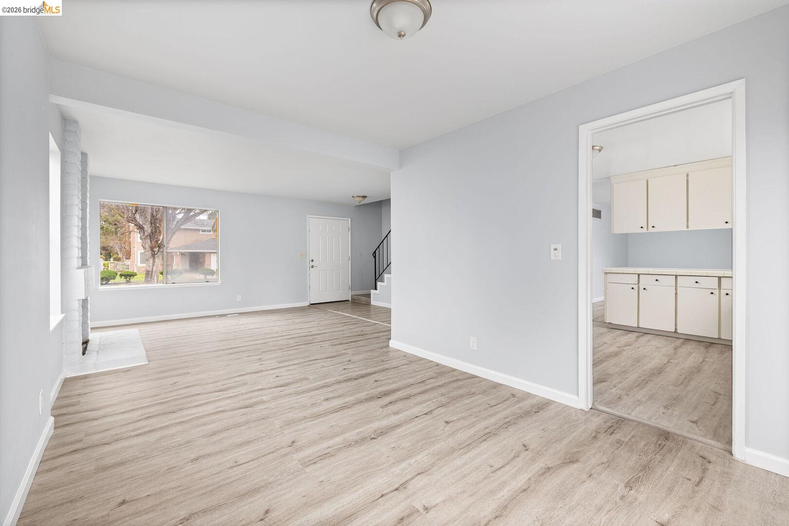 Detail Gallery Image 7 of 44 For 36957 Reynolds Dr, Fremont,  CA 94536 - 4 Beds | 2/1 Baths