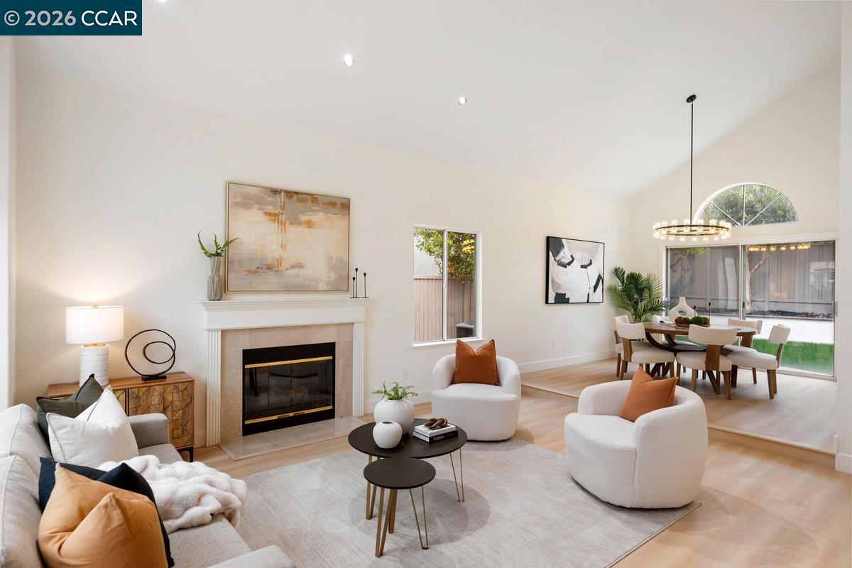 Detail Gallery Image 4 of 44 For 1856 Pelican Ct, Tracy,  CA 95376 - 5 Beds | 3 Baths