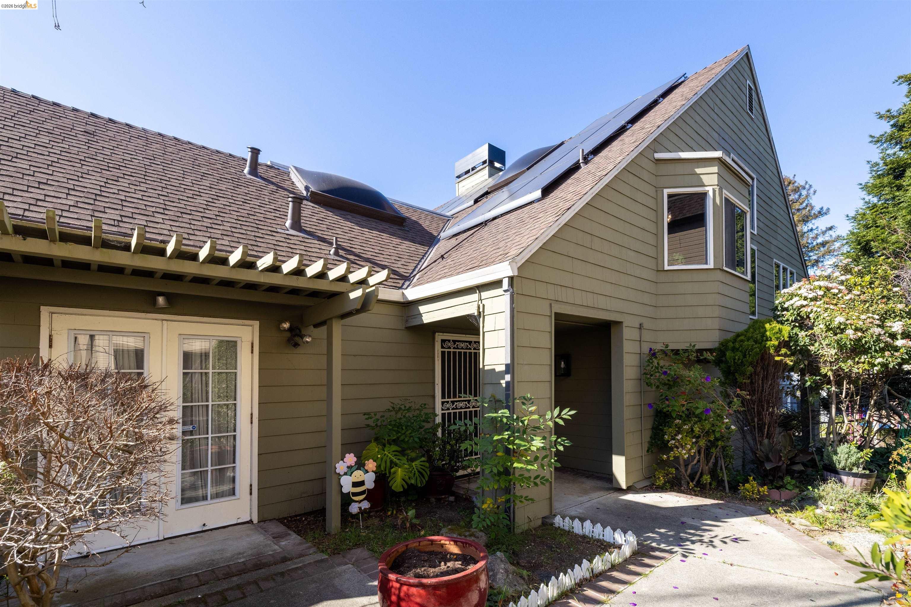 Photo #1: 41124496 Listing: Photo #1