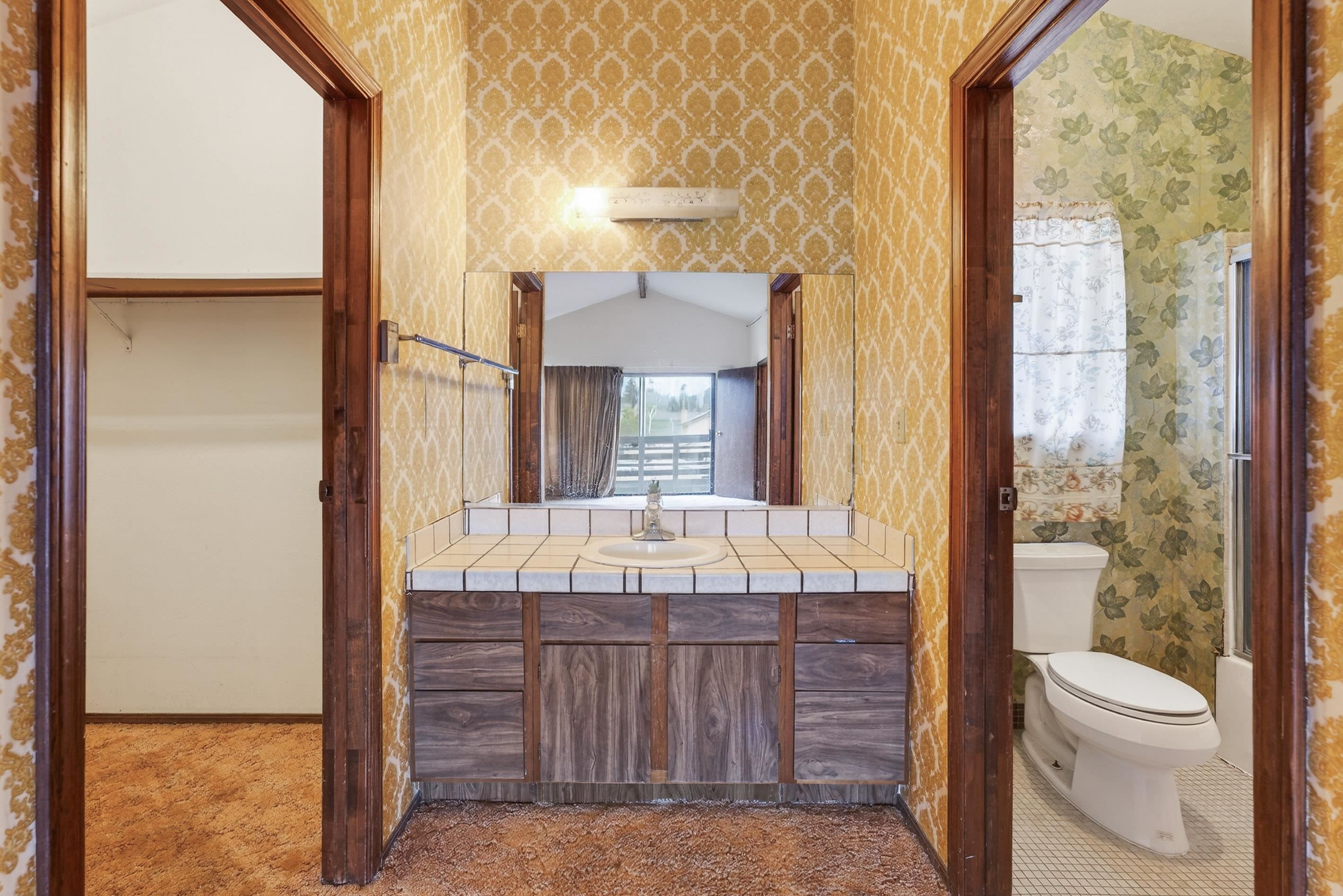 Detail Gallery Image 25 of 39 For 4513 Heyer Ave, Castro Valley,  CA 94546 - 3 Beds | 3 Baths