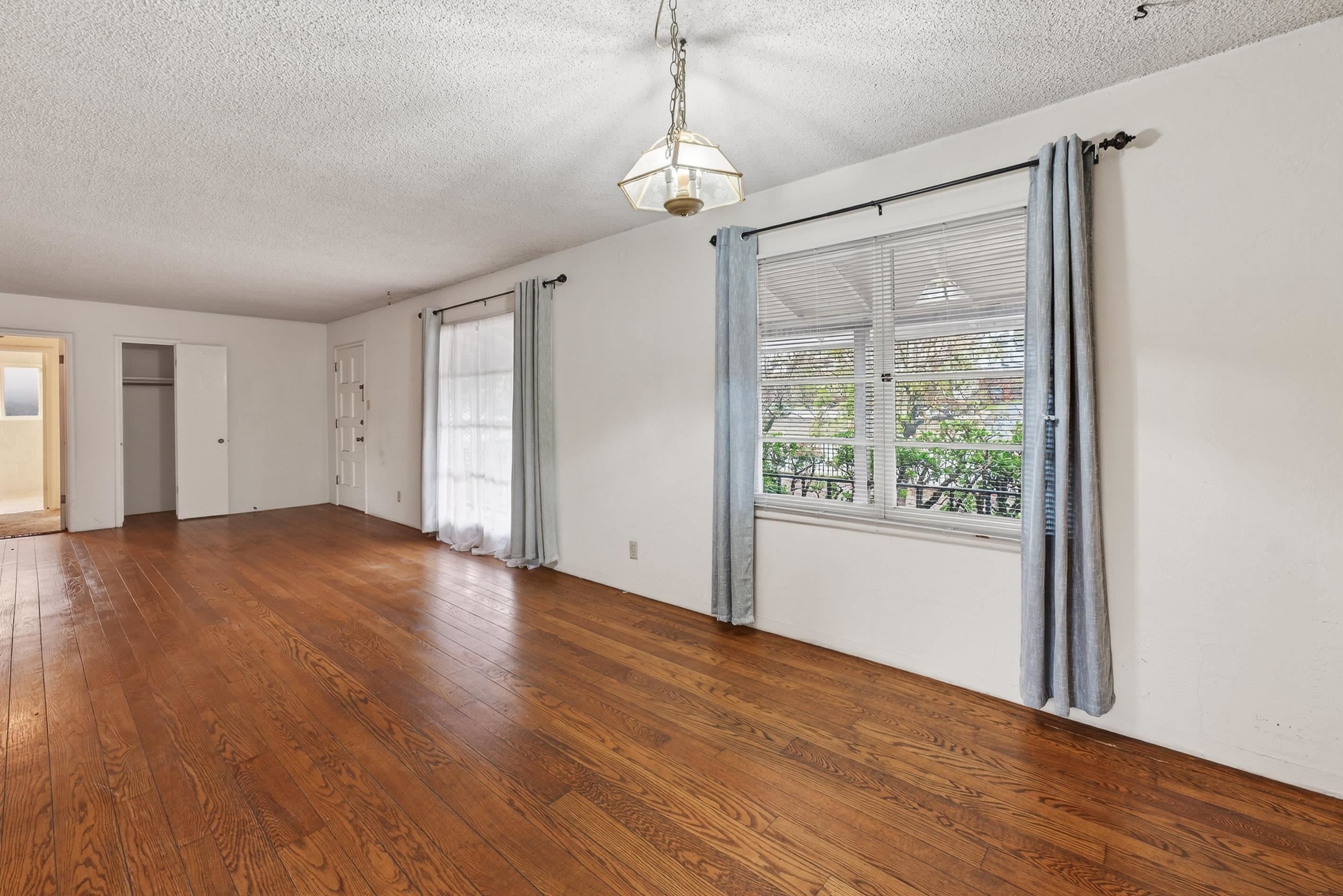 Detail Gallery Image 8 of 39 For 4513 Heyer Ave, Castro Valley,  CA 94546 - 3 Beds | 3 Baths