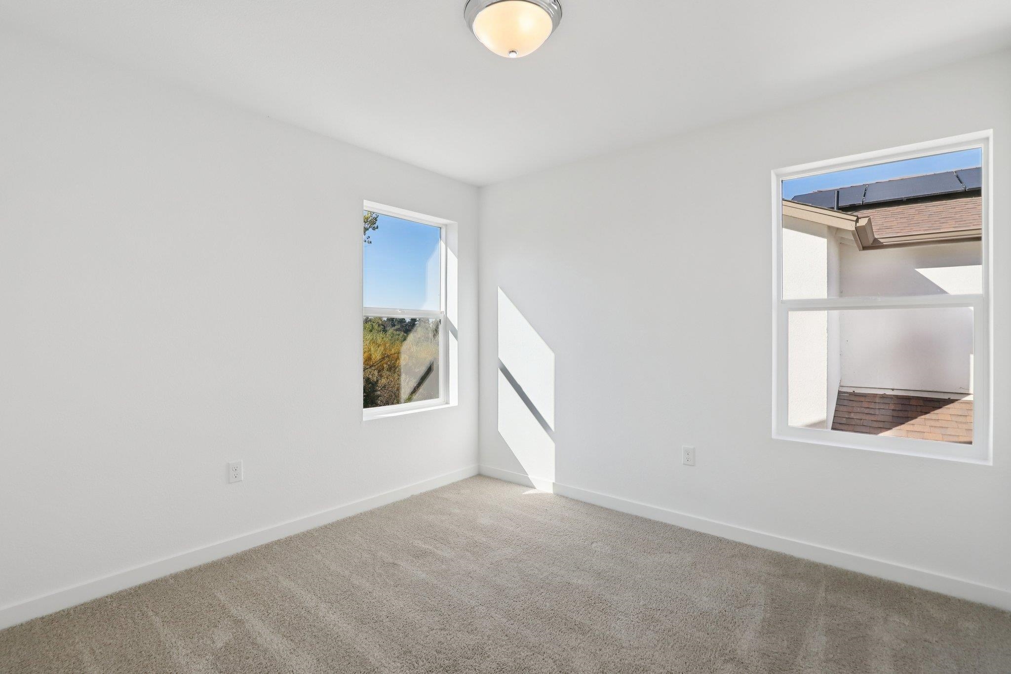 Detail Gallery Image 16 of 30 For 872 Pecan Tree Ln, Galt,  CA 95632 - 3 Beds | 2/1 Baths