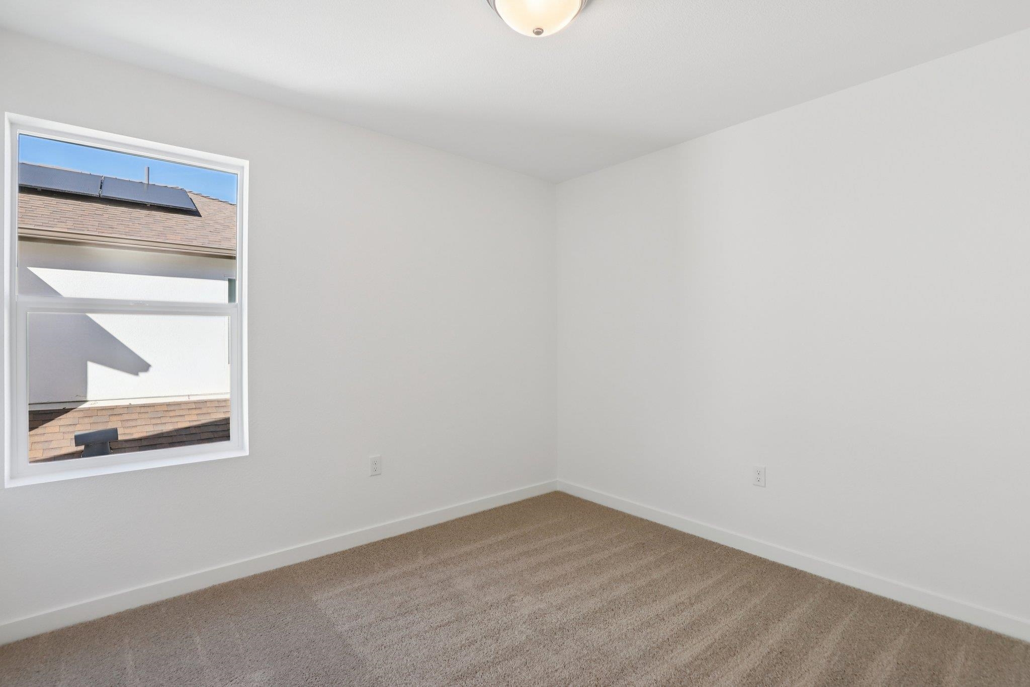Detail Gallery Image 18 of 30 For 872 Pecan Tree Ln, Galt,  CA 95632 - 3 Beds | 2/1 Baths