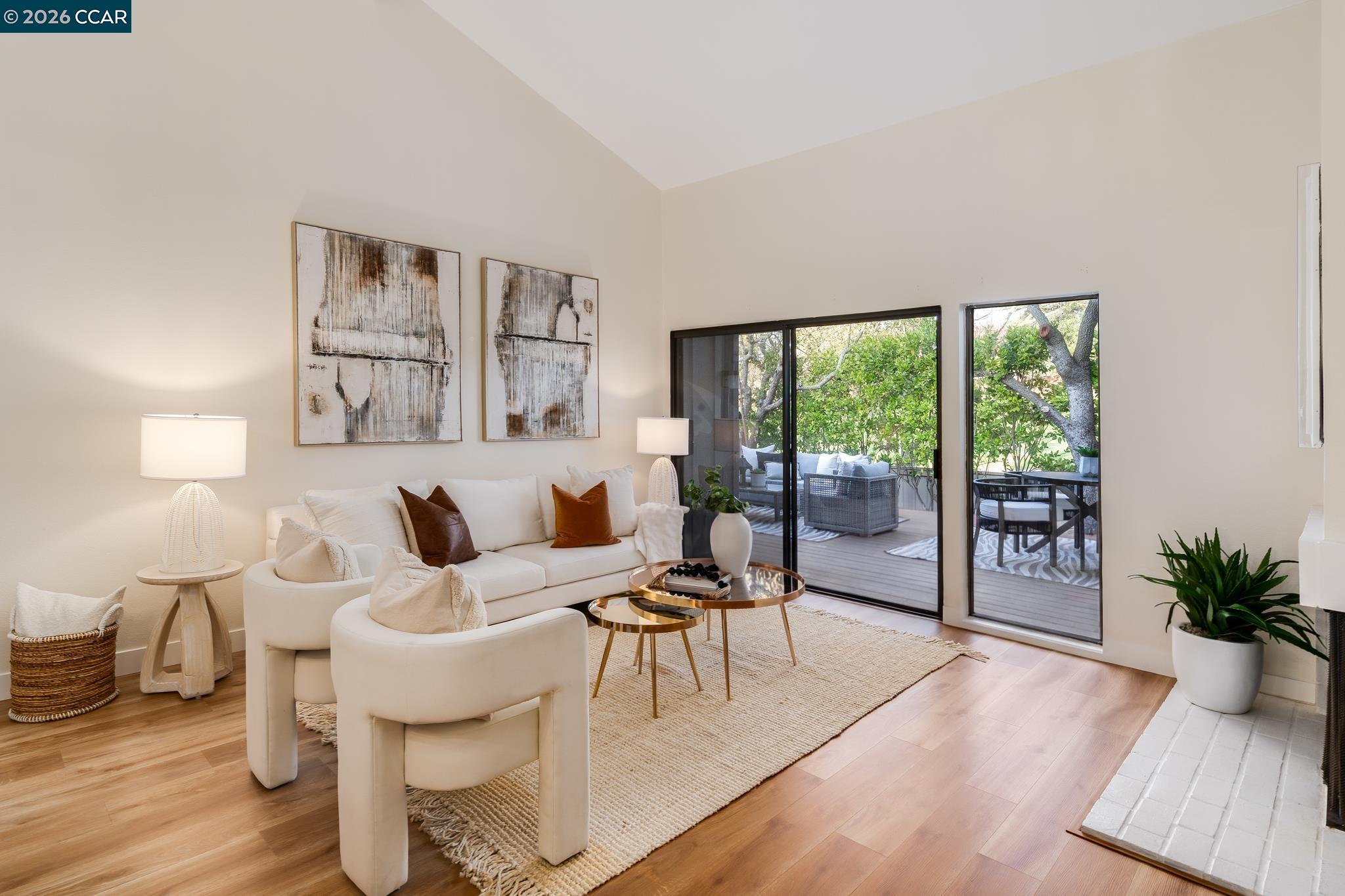 Detail Gallery Image 17 of 44 For 1942 Rancho Verde Circle E, Danville,  CA 94526 - 3 Beds | 2 Baths