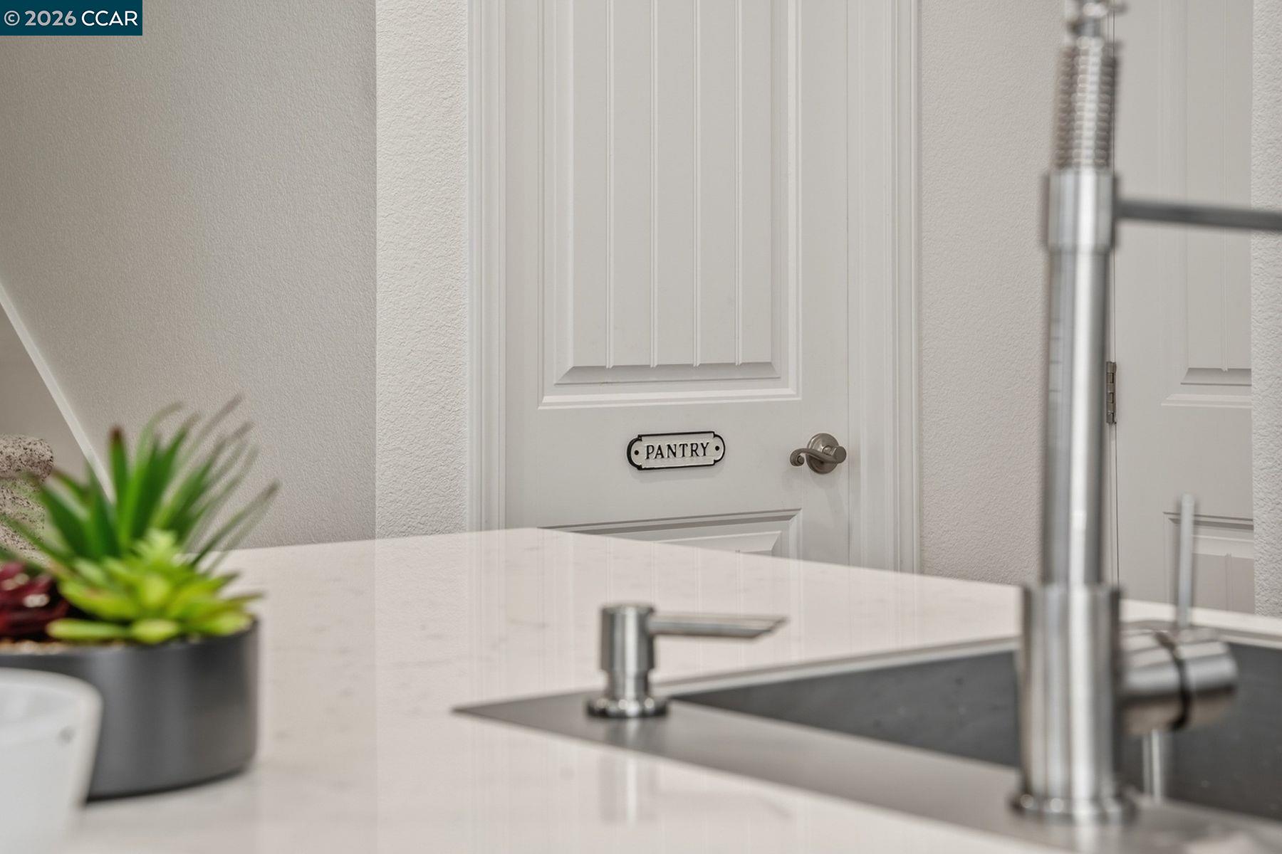 Detail Gallery Image 23 of 59 For 22640 Filbert St, Hayward,  CA 94541 - 4 Beds | 3 Baths