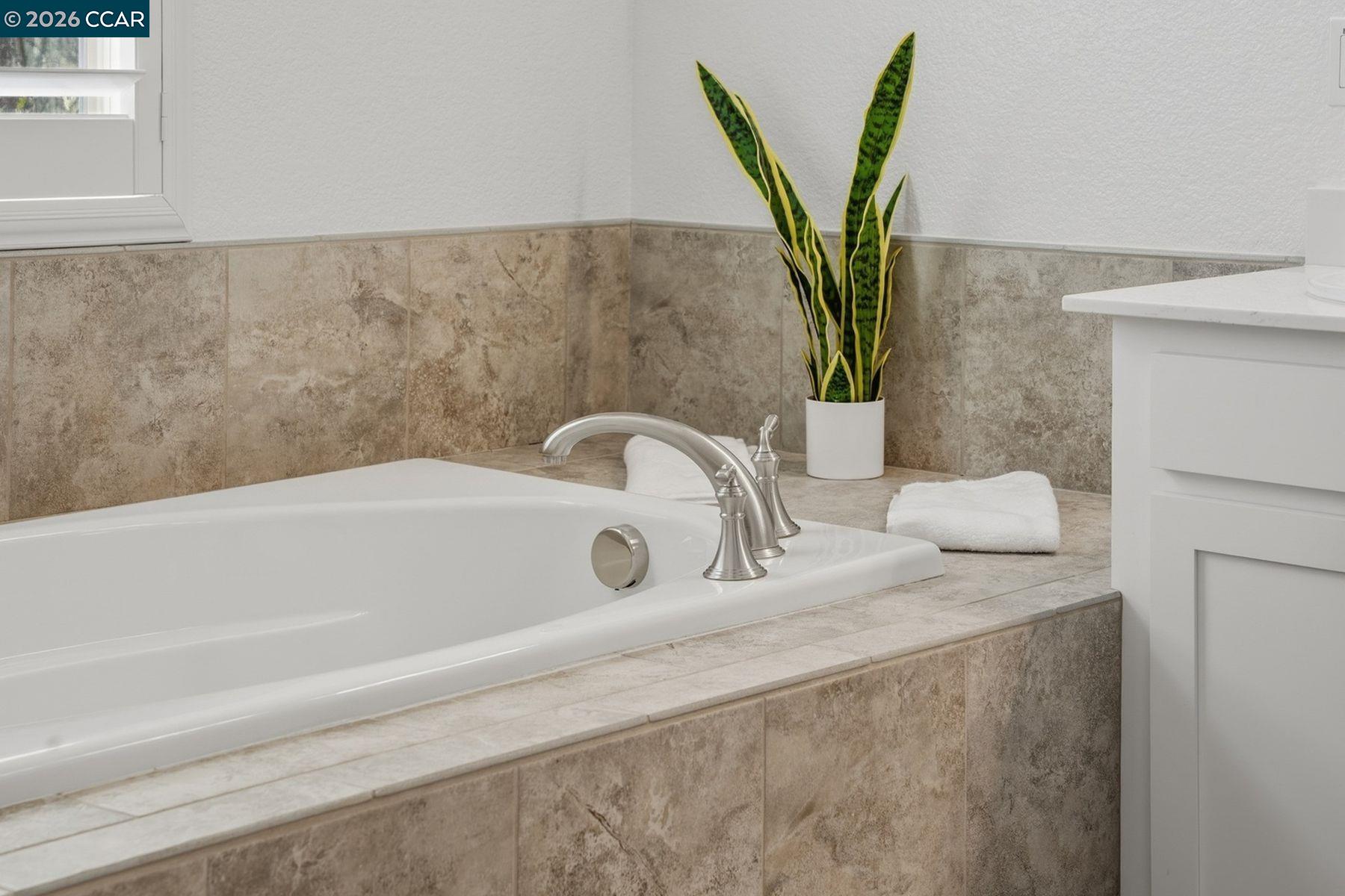 Detail Gallery Image 39 of 59 For 22640 Filbert St, Hayward,  CA 94541 - 4 Beds | 3 Baths