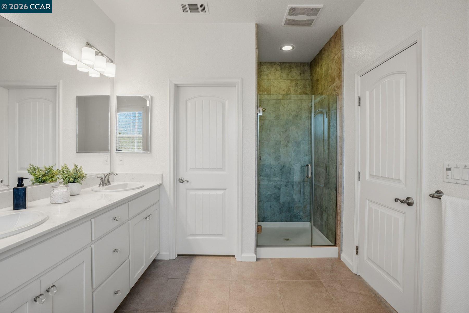 Detail Gallery Image 41 of 59 For 22640 Filbert St, Hayward,  CA 94541 - 4 Beds | 3 Baths