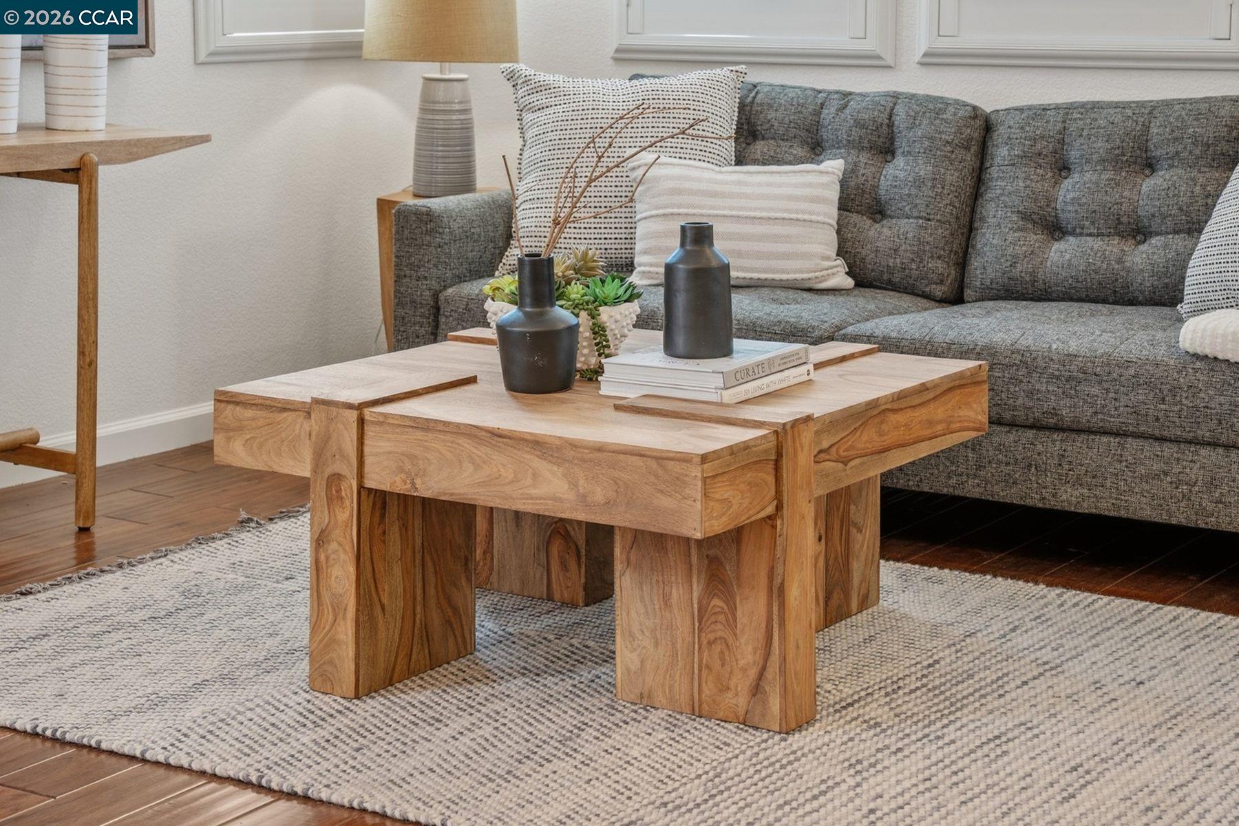 Detail Gallery Image 8 of 59 For 22640 Filbert St, Hayward,  CA 94541 - 4 Beds | 3 Baths