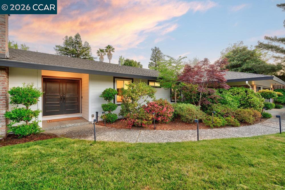 Detail Gallery Image 5 of 41 For 314 Draeger Dr, Moraga,  CA 94556 - 5 Beds | 3/1 Baths