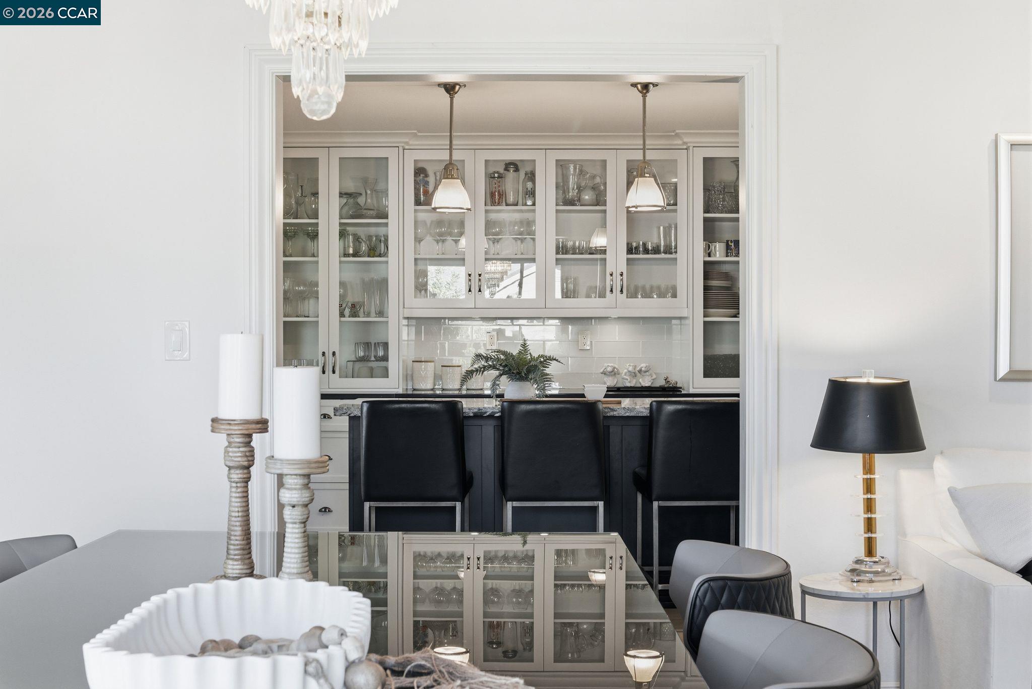 Detail Gallery Image 8 of 41 For 314 Draeger Dr, Moraga,  CA 94556 - 5 Beds | 3/1 Baths