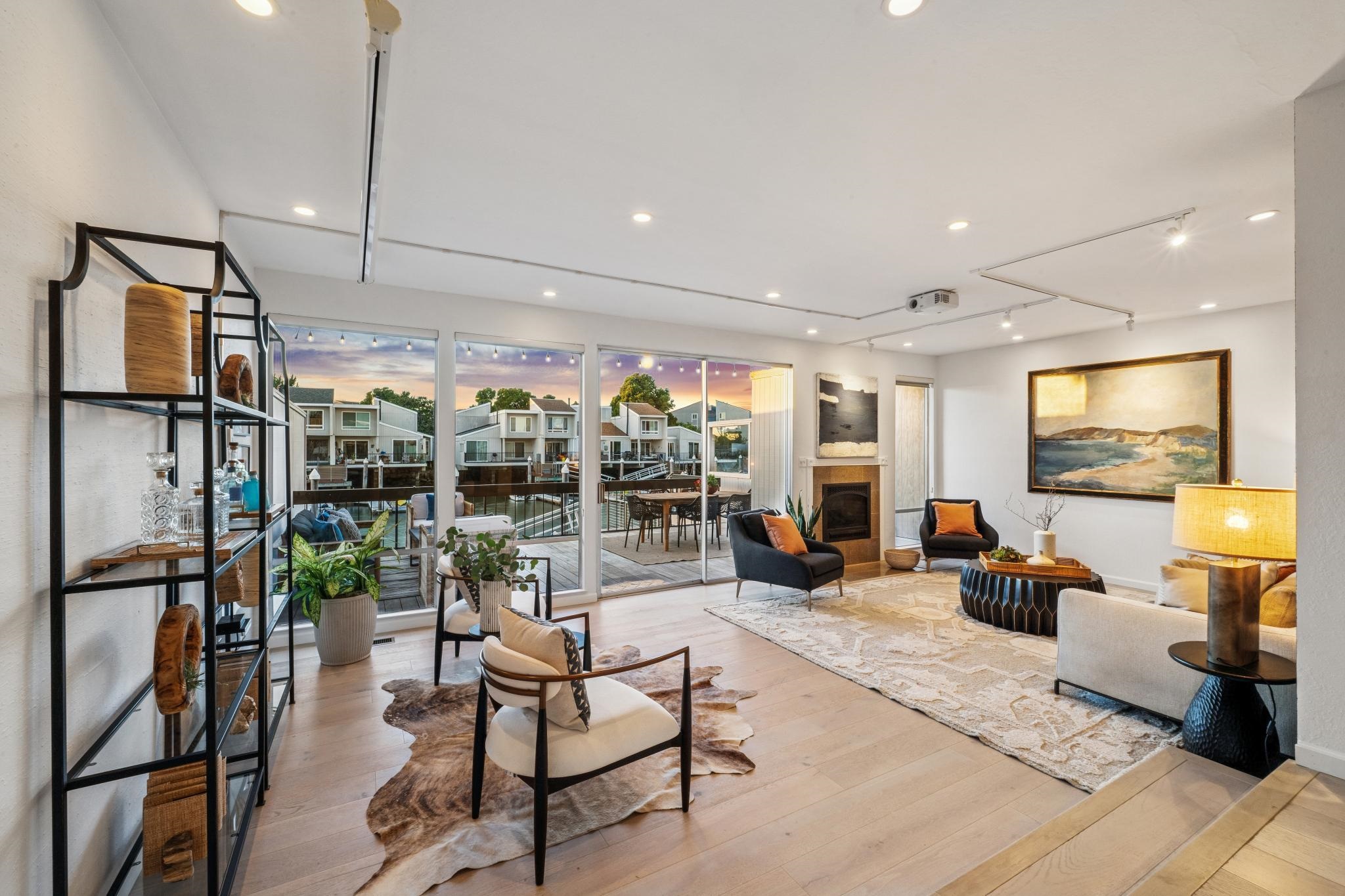 Photo #2: 41124502 Listing: Photo #2