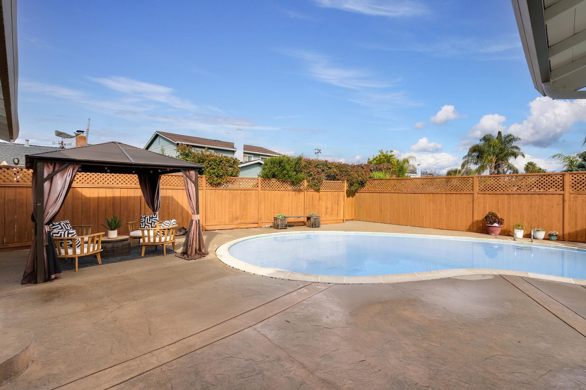 Detail Gallery Image 34 of 44 For 7731 Frederiksen Ln, Dublin,  CA 94568 - 4 Beds | 3 Baths