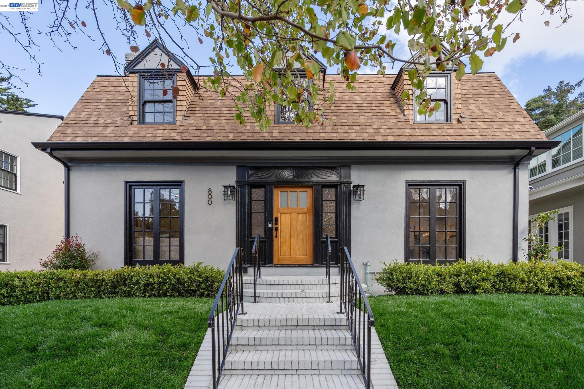 Front Image Thumbnail for BE41124508