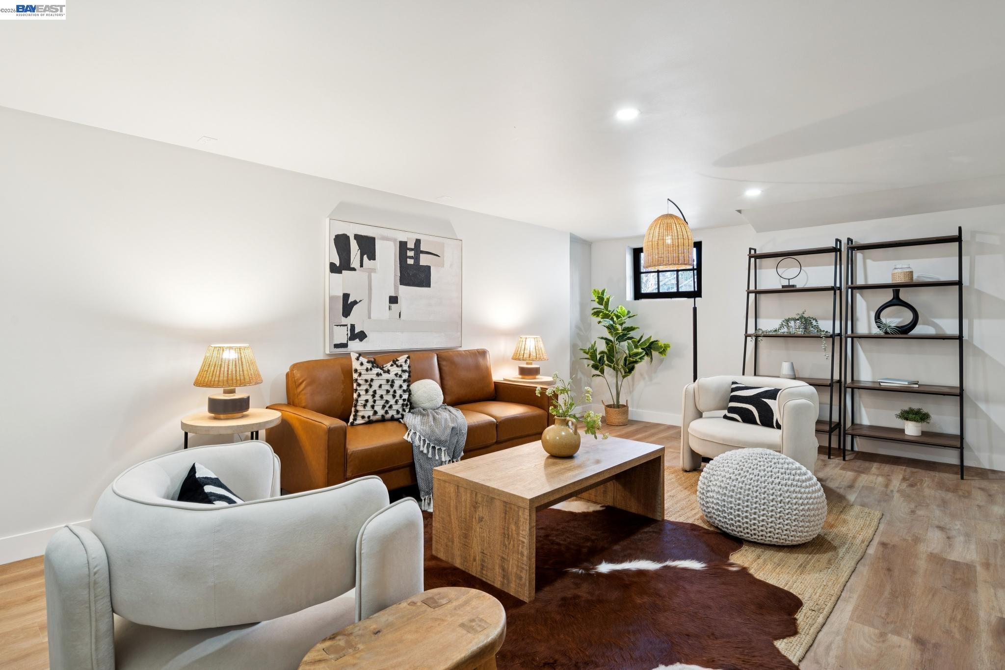 Detail Gallery Image 30 of 45 For 800 Trestle Glen Rd, Oakland,  CA 94610 - 3 Beds | 2/1 Baths