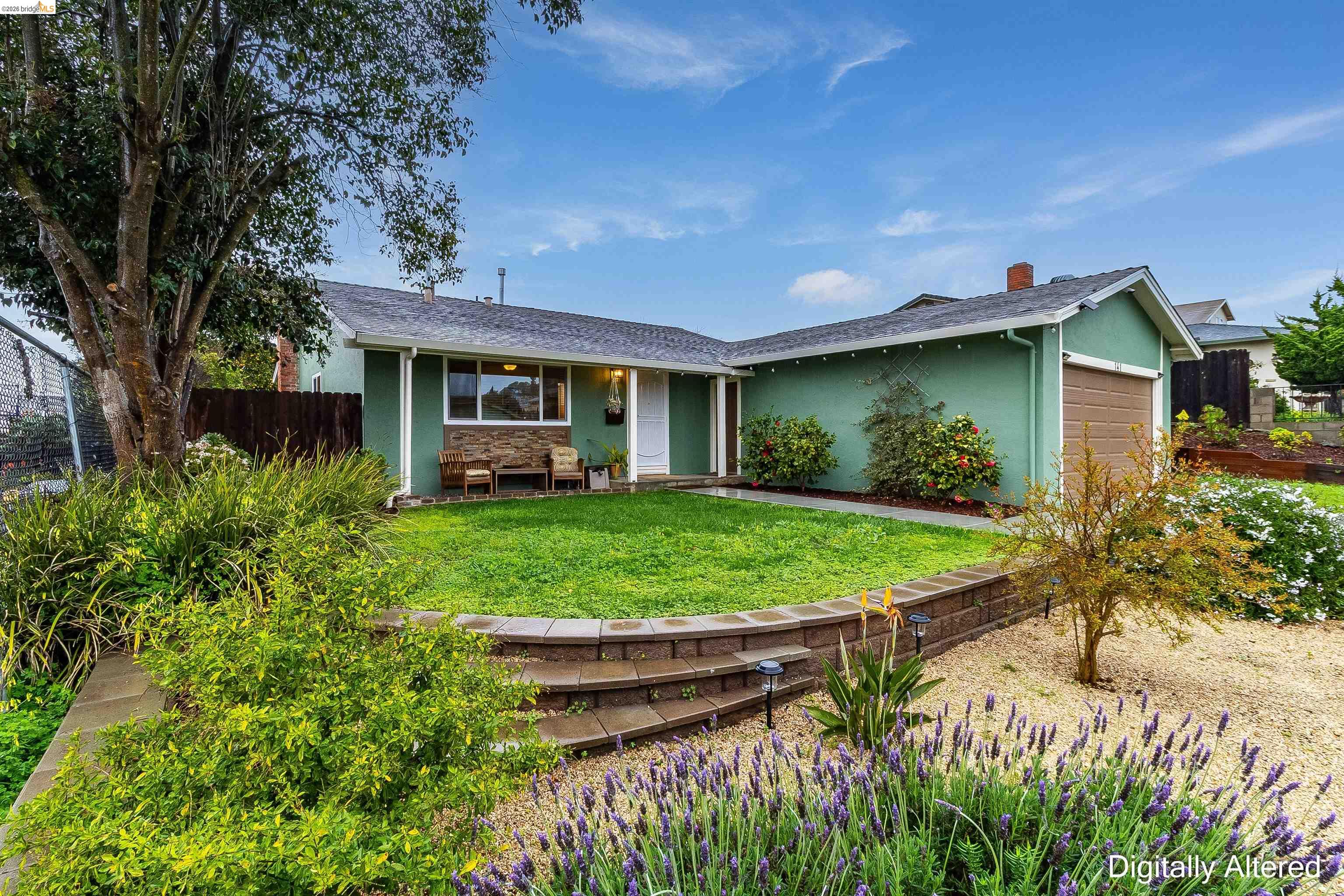 Detail Gallery Image 3 of 34 For 141 Dartmouth Ave, Vallejo,  CA 94589-1710 - 3 Beds | 1 Baths