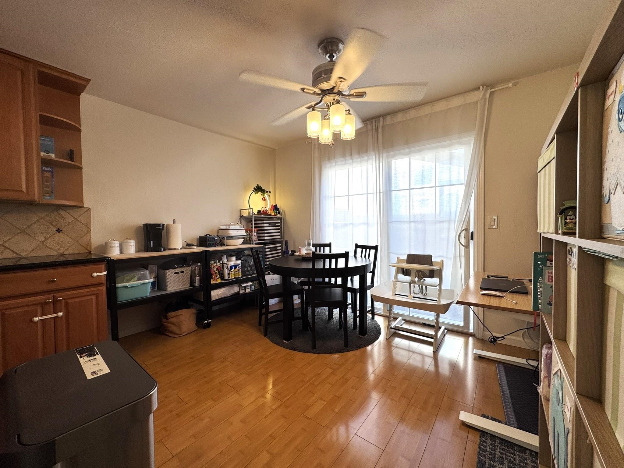 Photo #4: 41124510 Listing: Photo #4