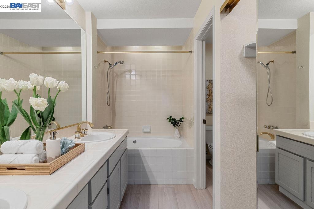Detail Gallery Image 12 of 26 For 711 Lakemont Pl #4,  San Ramon,  CA 94582 - 3 Beds | 2 Baths