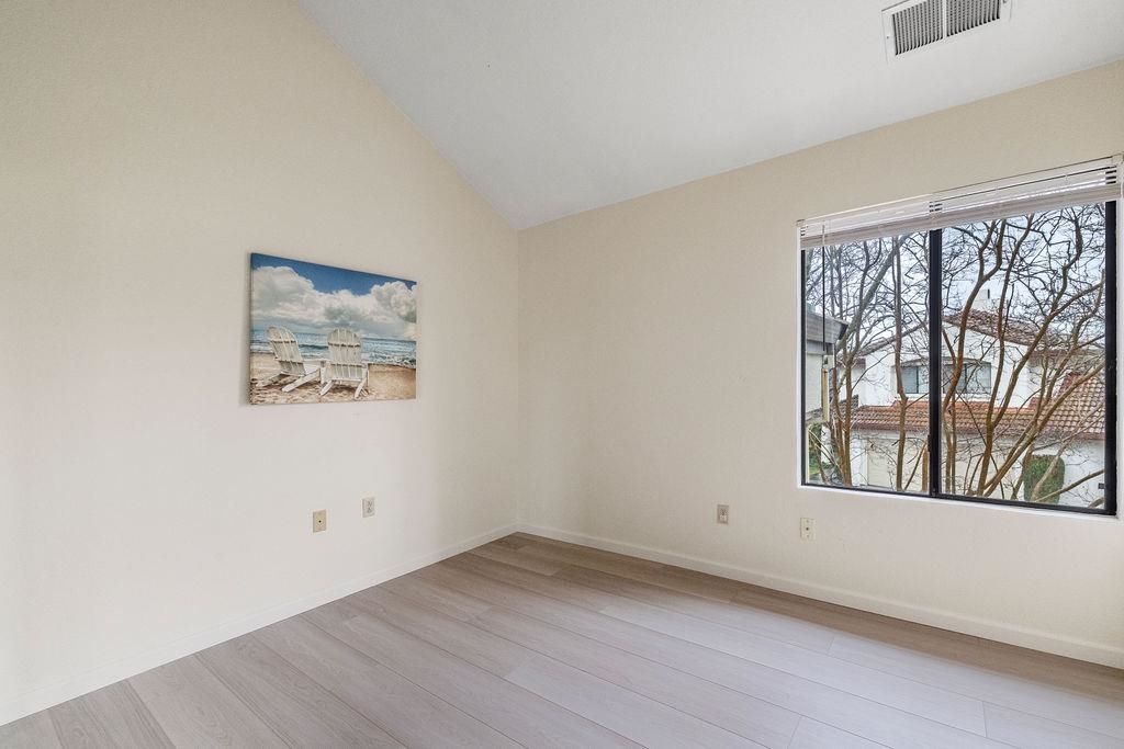 Photo #16: 41124512 Listing: Photo #16