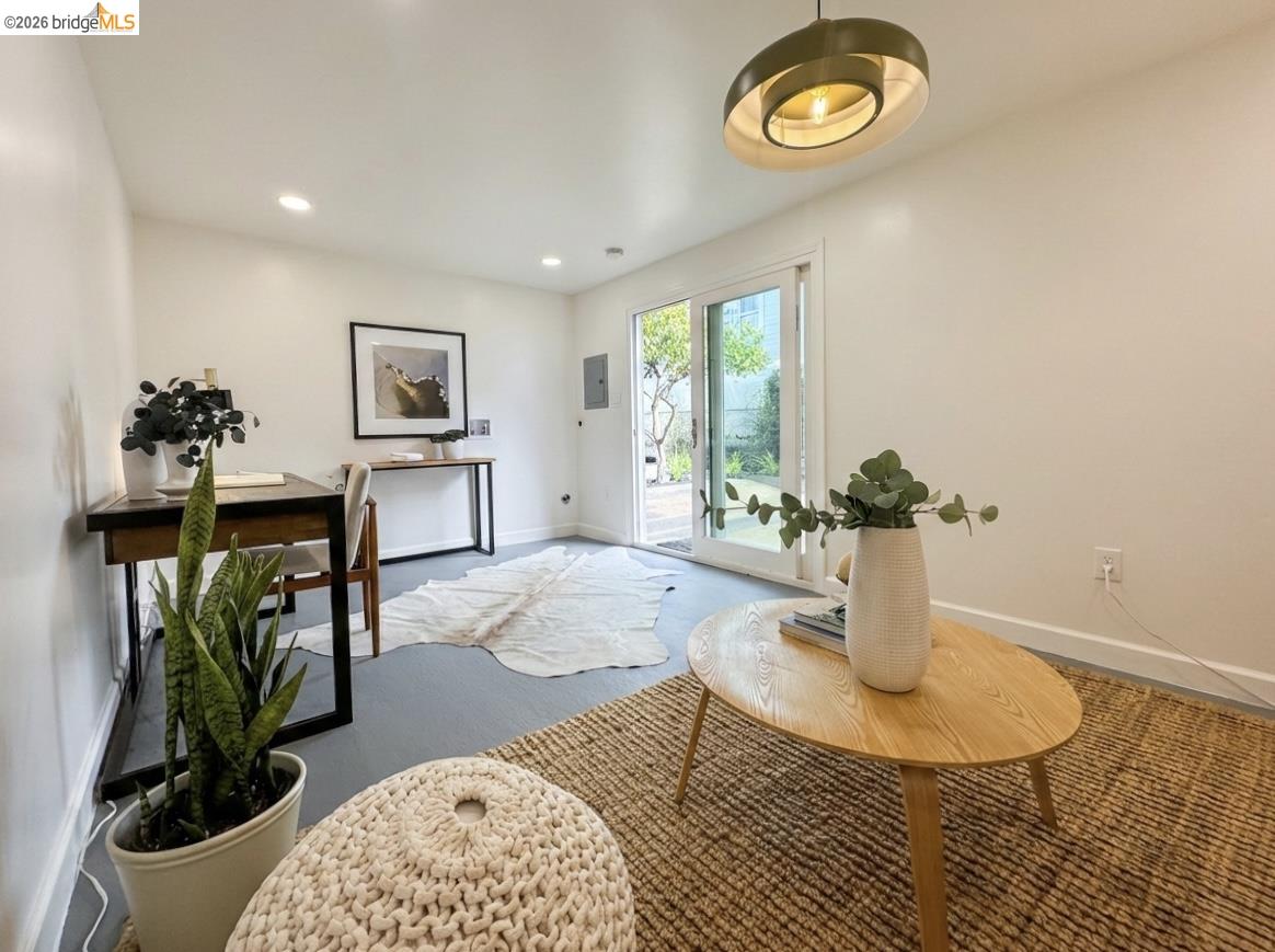 Detail Gallery Image 20 of 29 For 3954 Magee Ave, Oakland,  CA 94619 - 2 Beds | 1 Baths