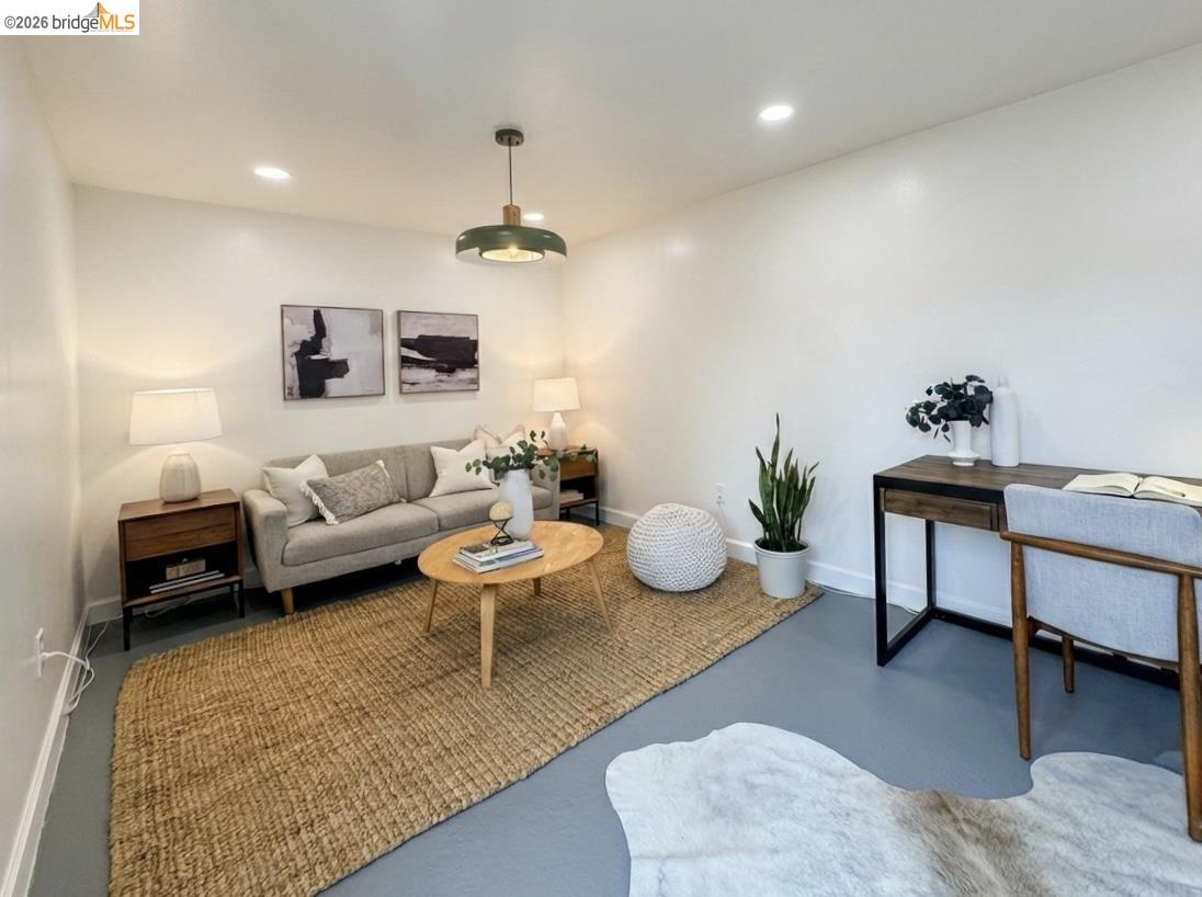 Detail Gallery Image 22 of 29 For 3954 Magee Ave, Oakland,  CA 94619 - 2 Beds | 1 Baths